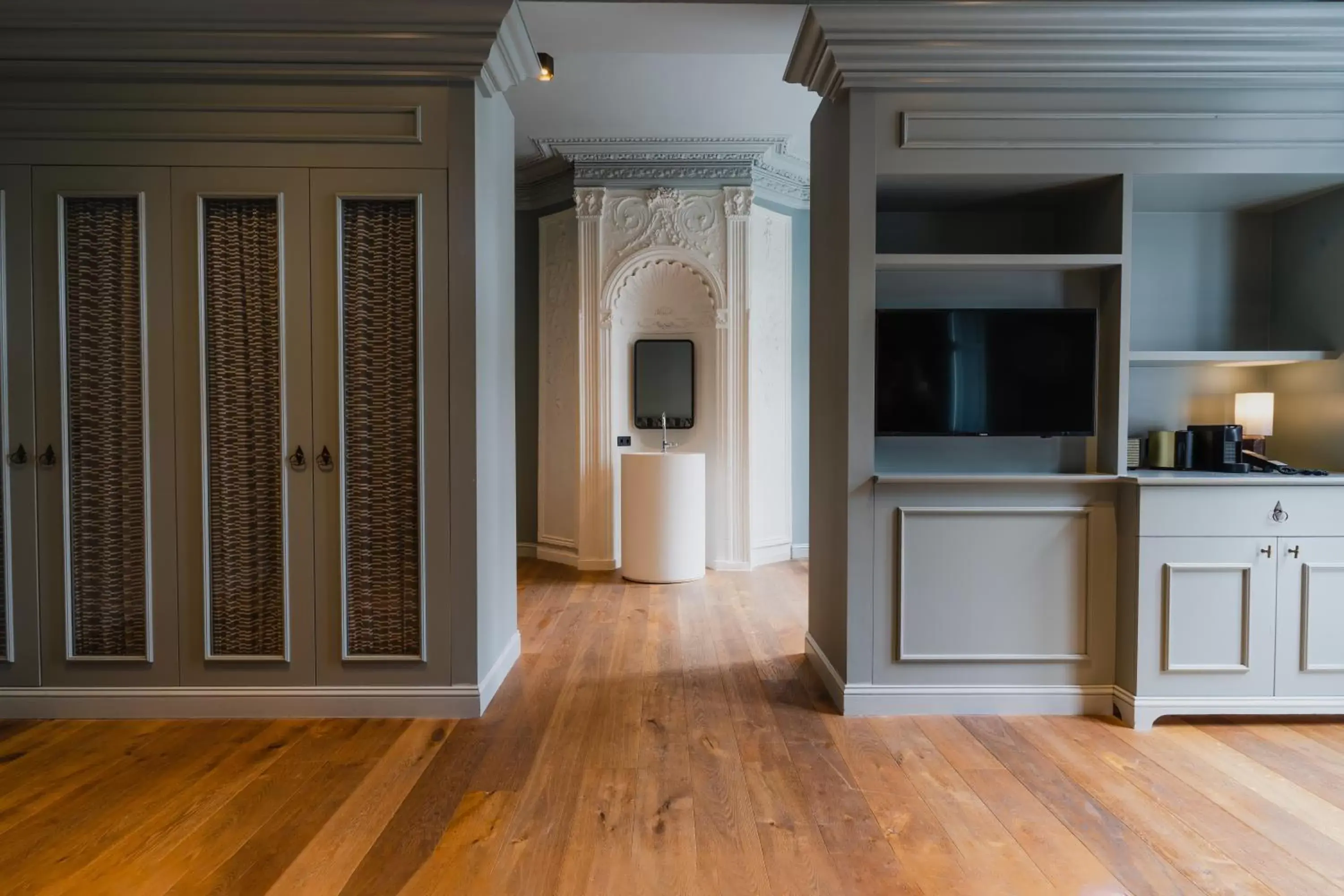 Bedroom in Hotel Monastère Maastricht Bedroom in Hotel Monastère Maastricht