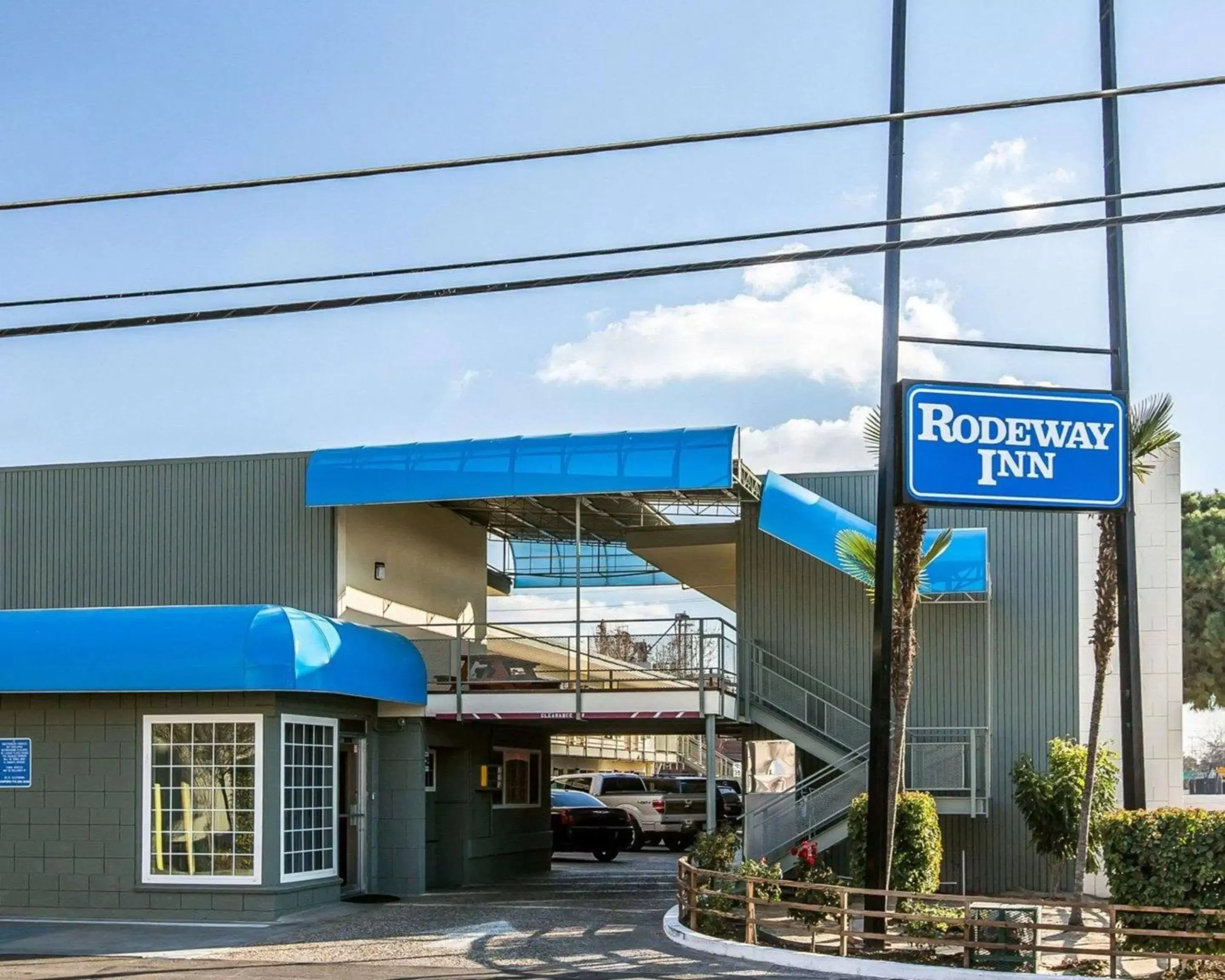 Property Building in Rodeway Inn Downtown Hanford