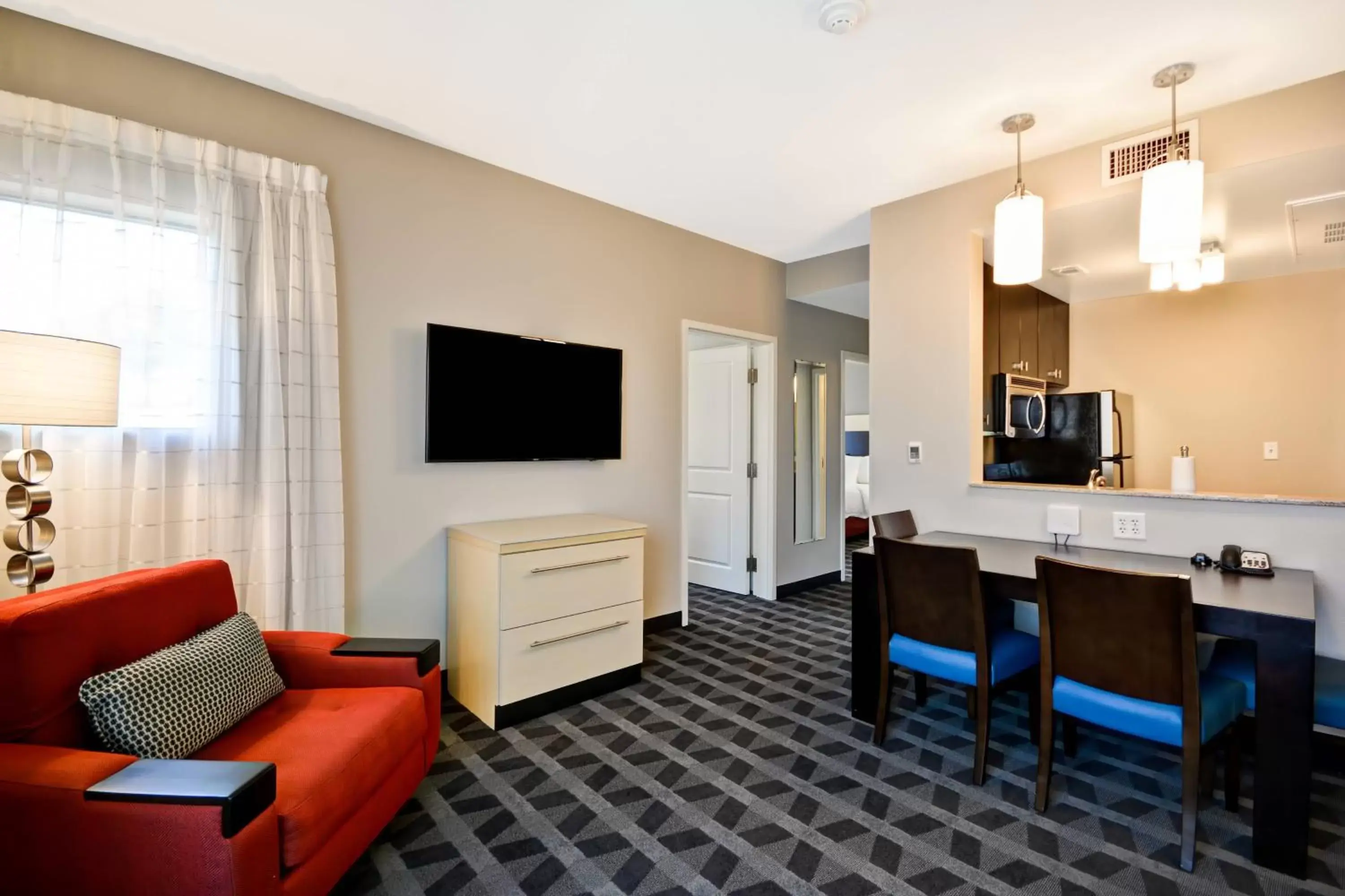 Bedroom, Seating Area in TownePlace Suites Dallas/Lewisville