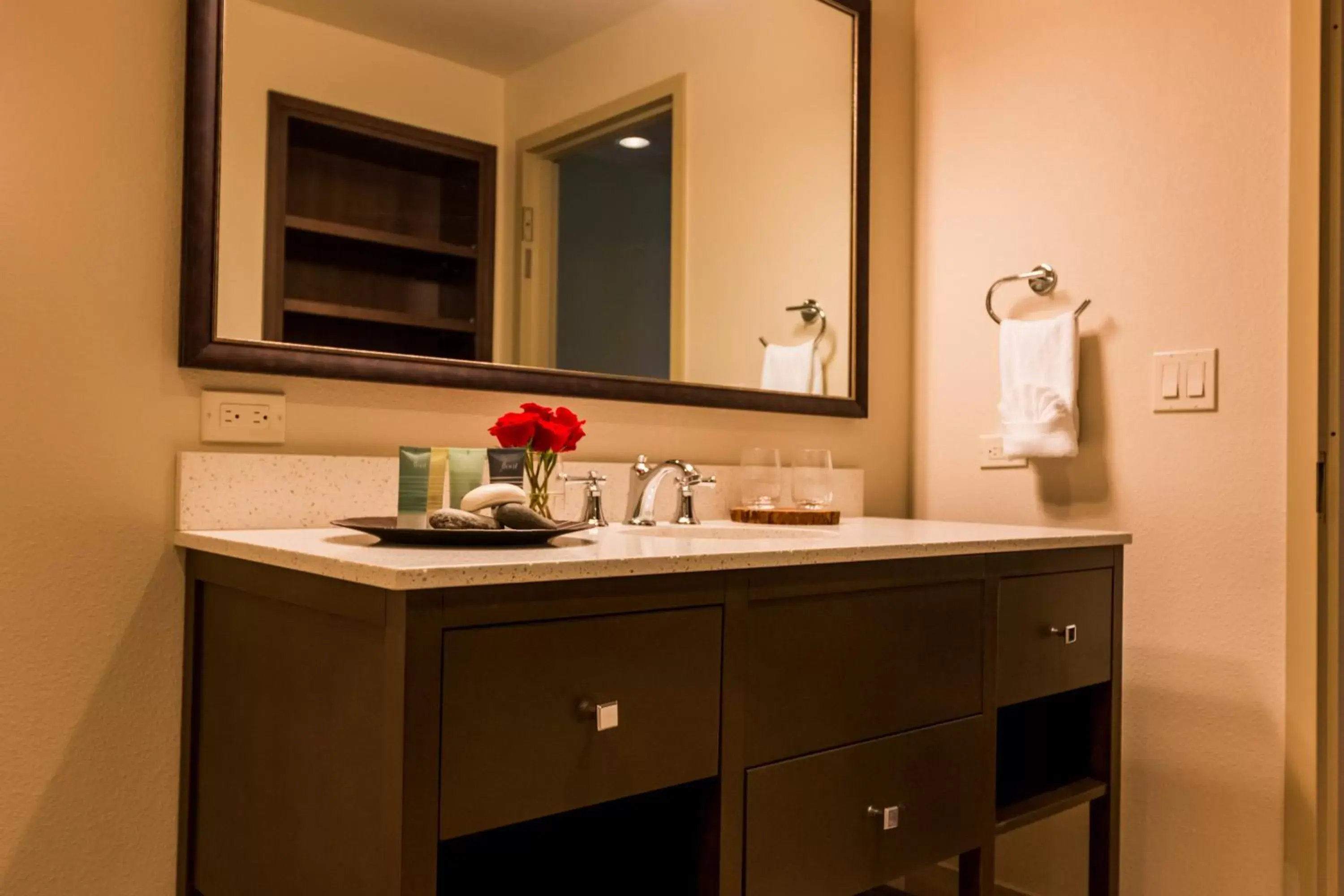 Bathroom in The Lodge at Columbia Point Bathroom in The Lodge at Columbia Point