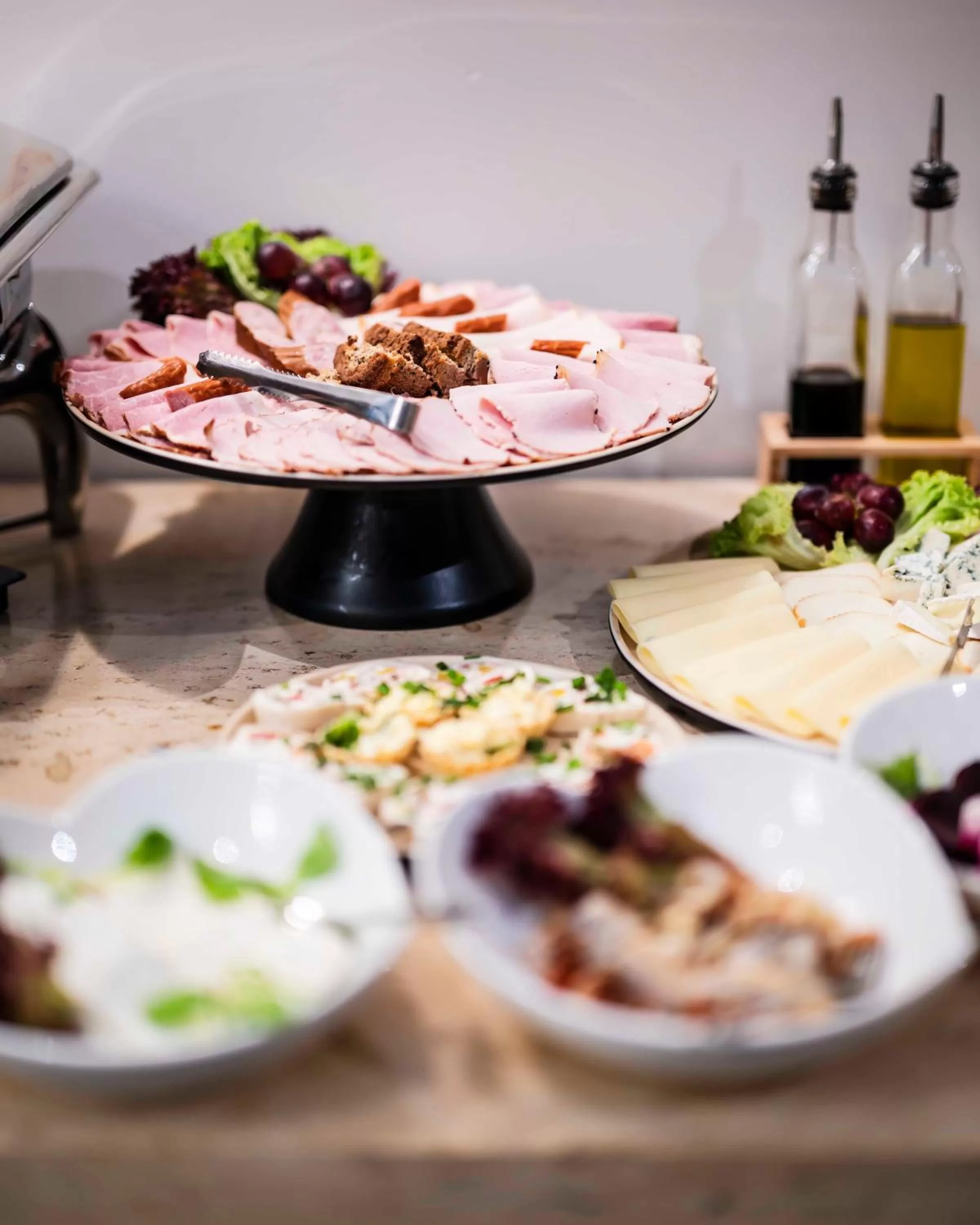 Breakfast in Hotel H12****