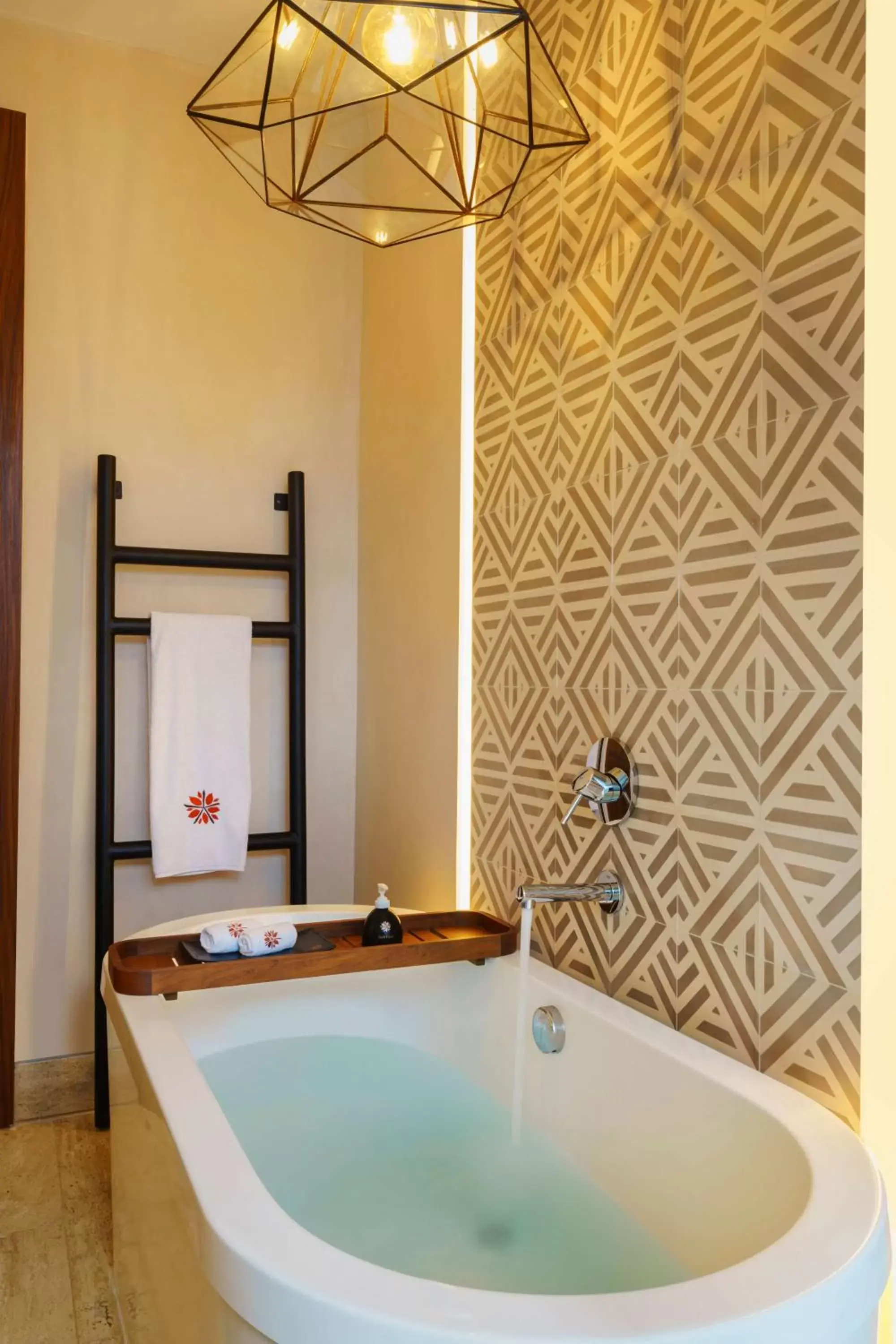 Hot Tub, Bathroom in Hacienda Xcanatun, Angsana Heritage Collection