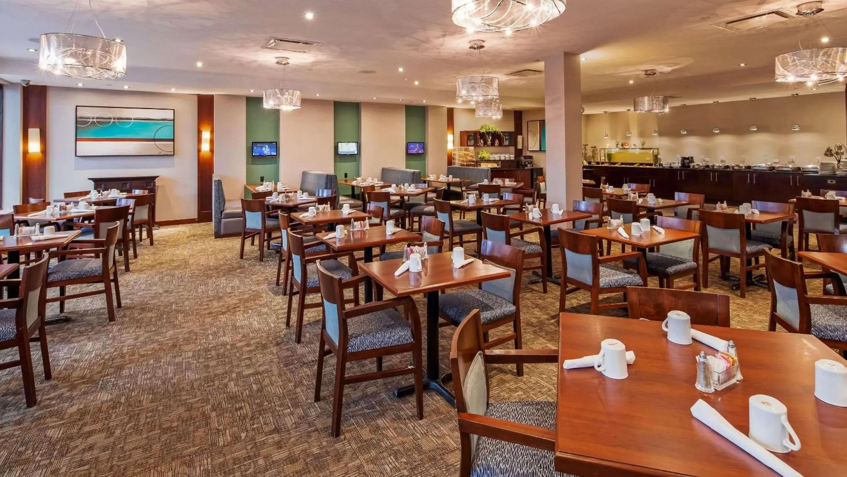 Breakfast, Restaurant/Places to Eat in Radisson Hotel Montreal Airport