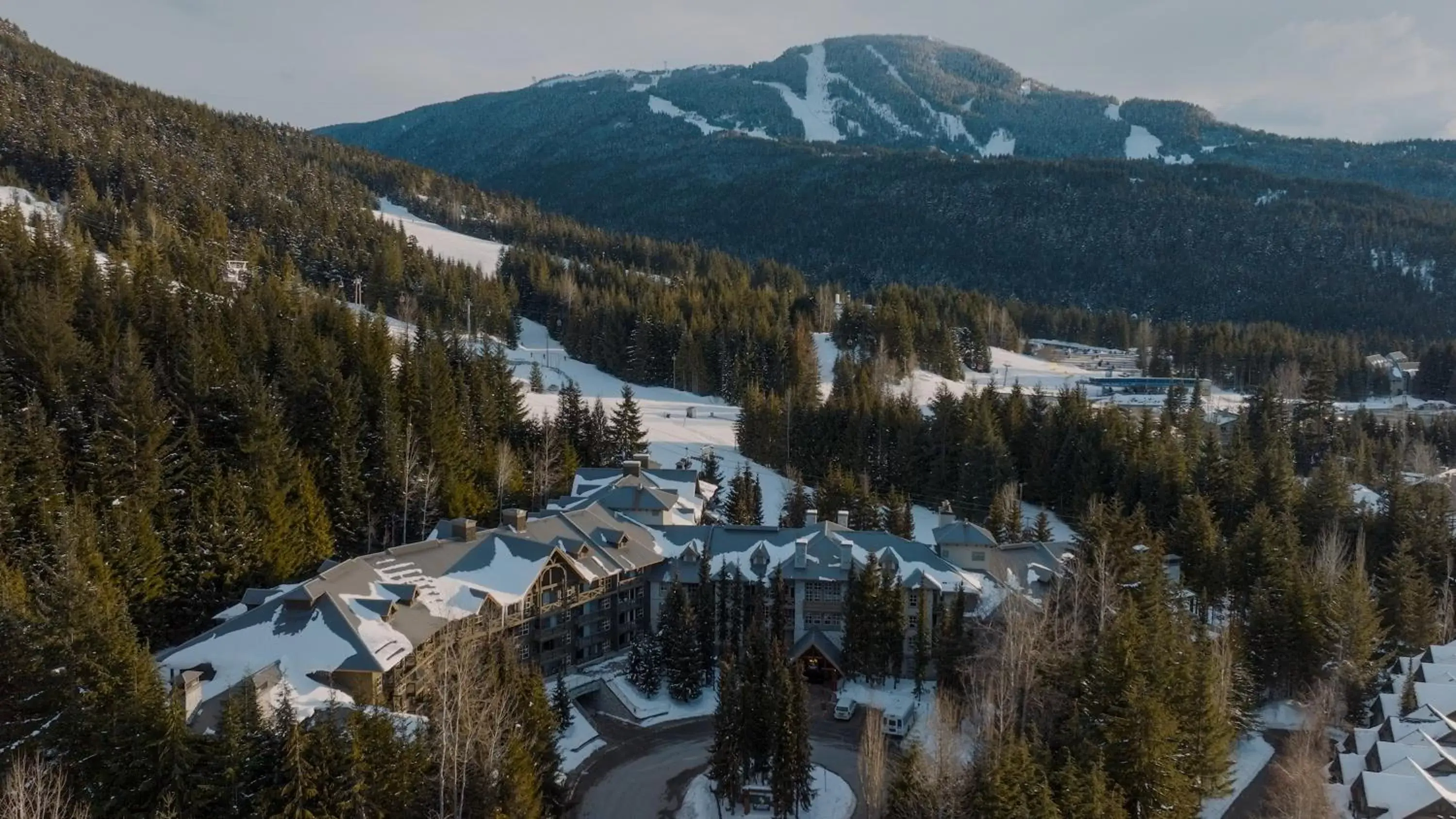 Property building, Bird's-eye View in Blackcomb Springs Suites by CLIQUE