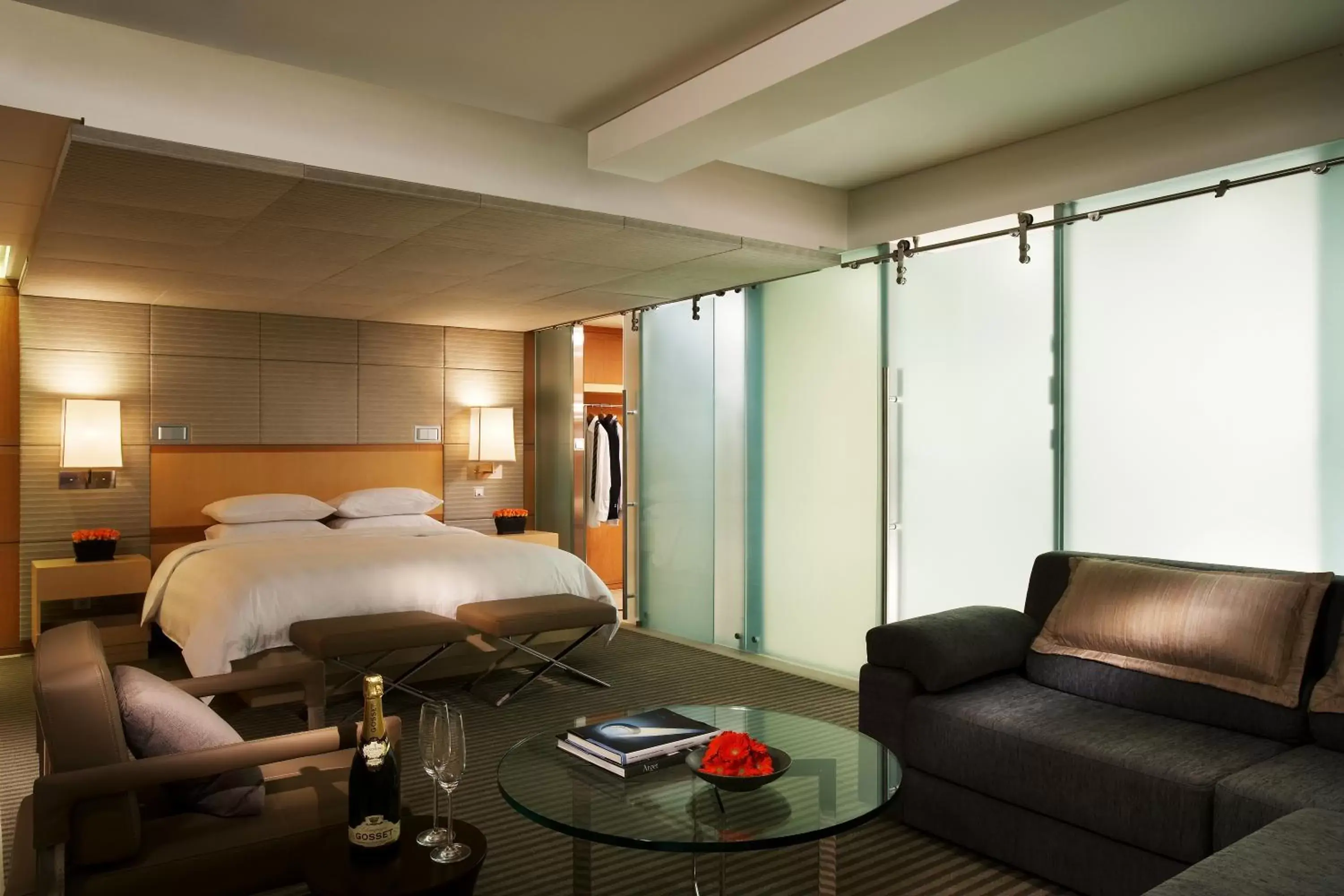 Bedroom in Lotte Hotel Seoul