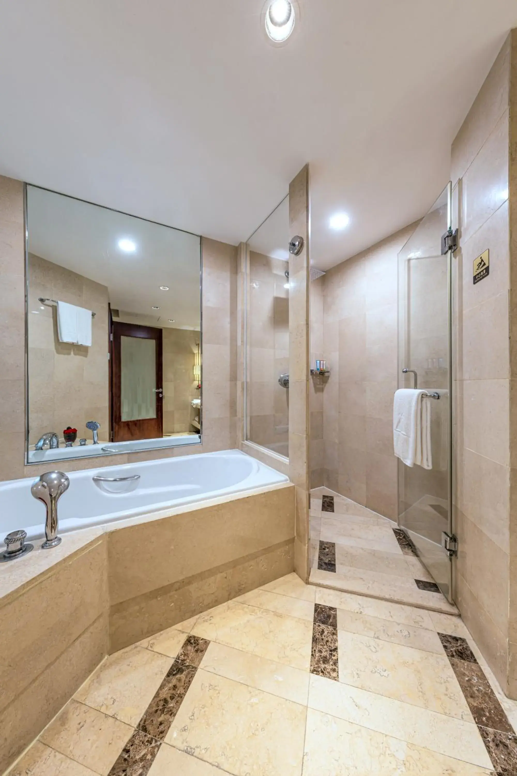 Bathroom in Kuntai Royal Hotel