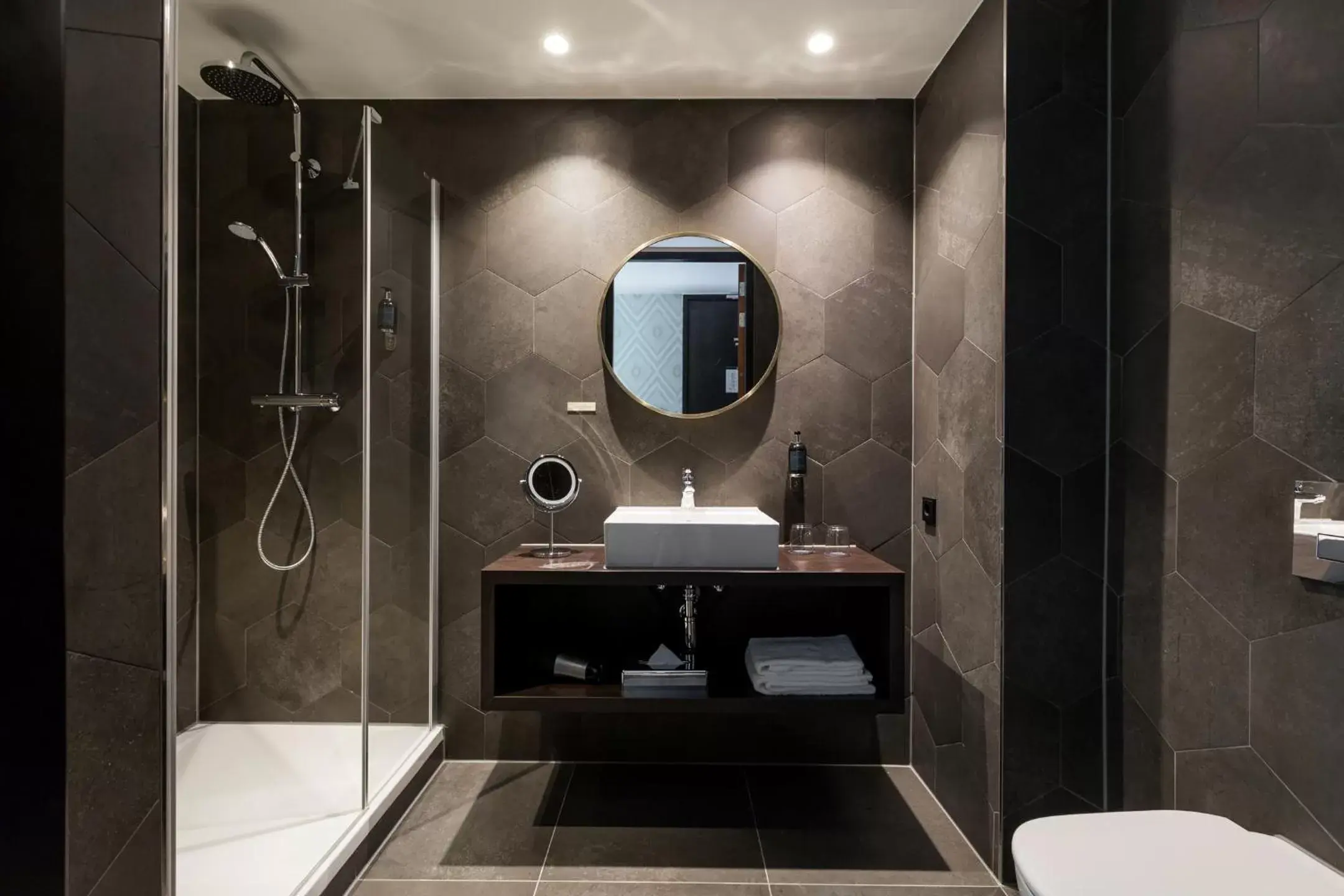 Shower, Bathroom in The James Rotterdam