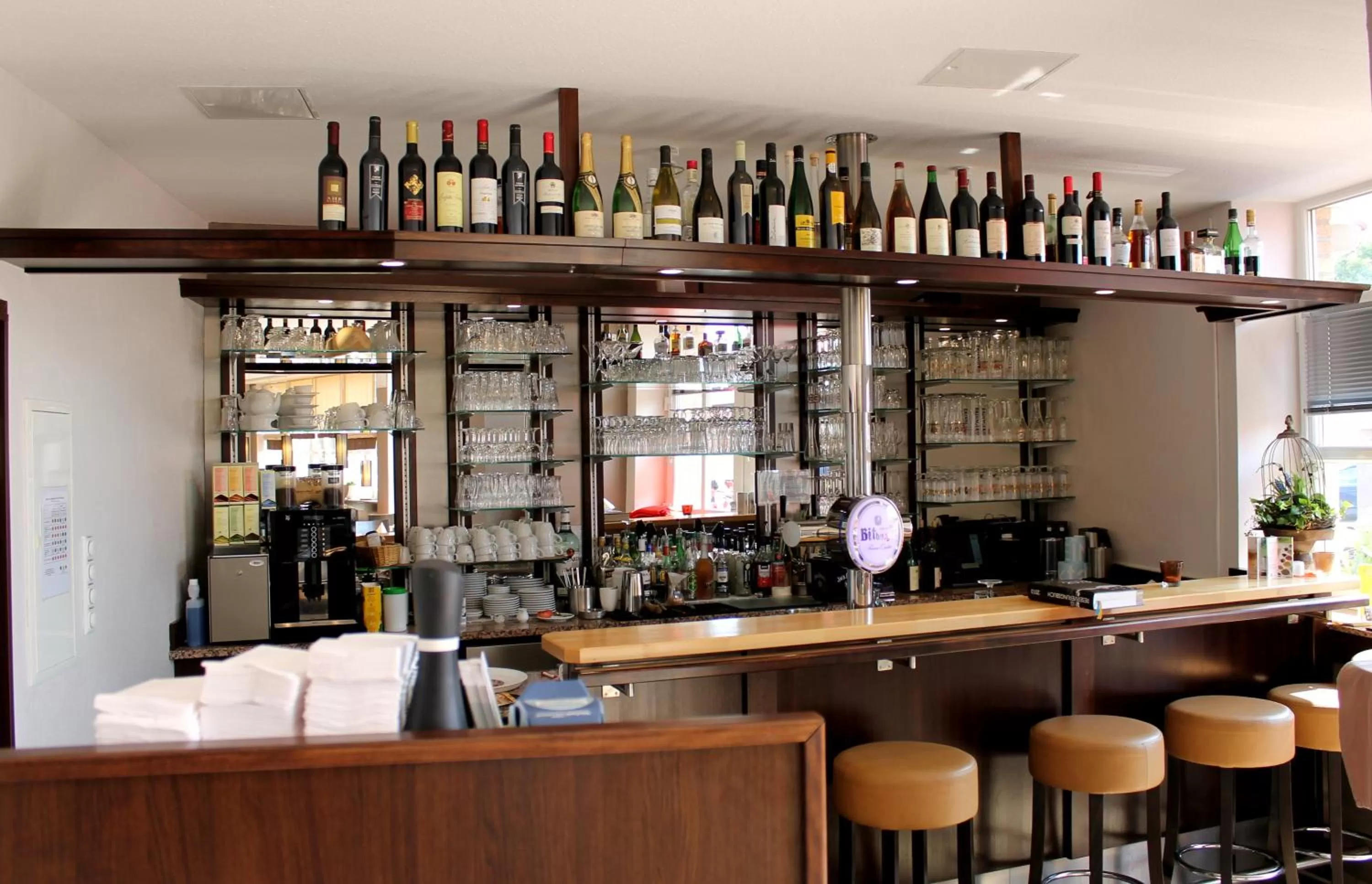 Restaurant/places to eat in Hotel Pension Am Hafen