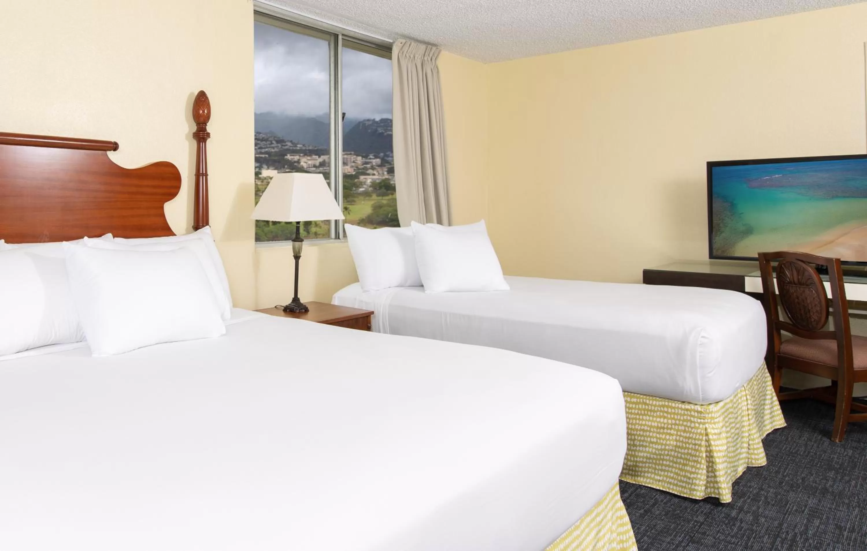 Bedroom, Bed in Ohia Waikiki Studio Suites