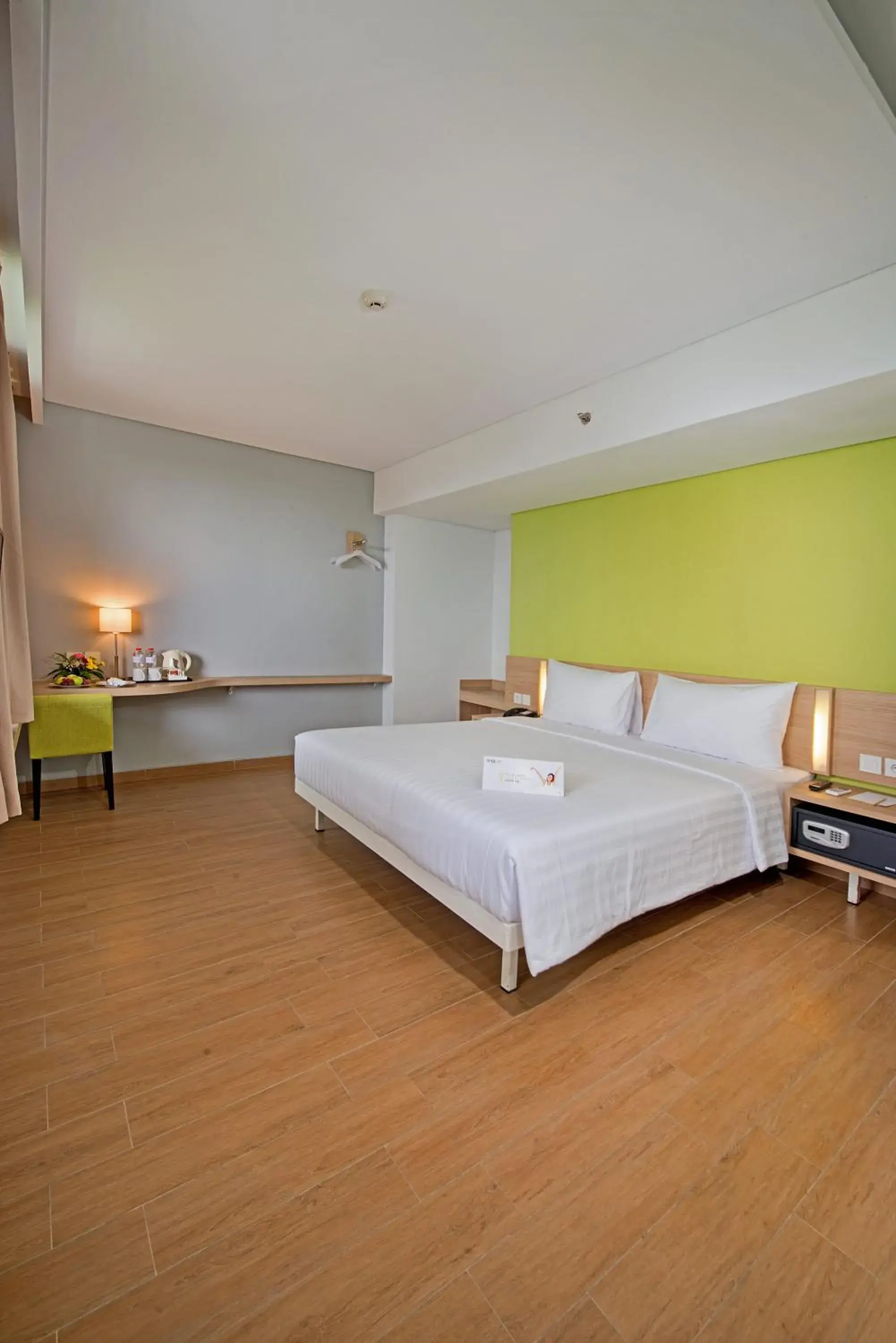 Bedroom, Bed in Whiz Prime Hotel Pajajaran Bogor Bedroom, Bed in Whiz Prime Hotel Pajajaran Bogor