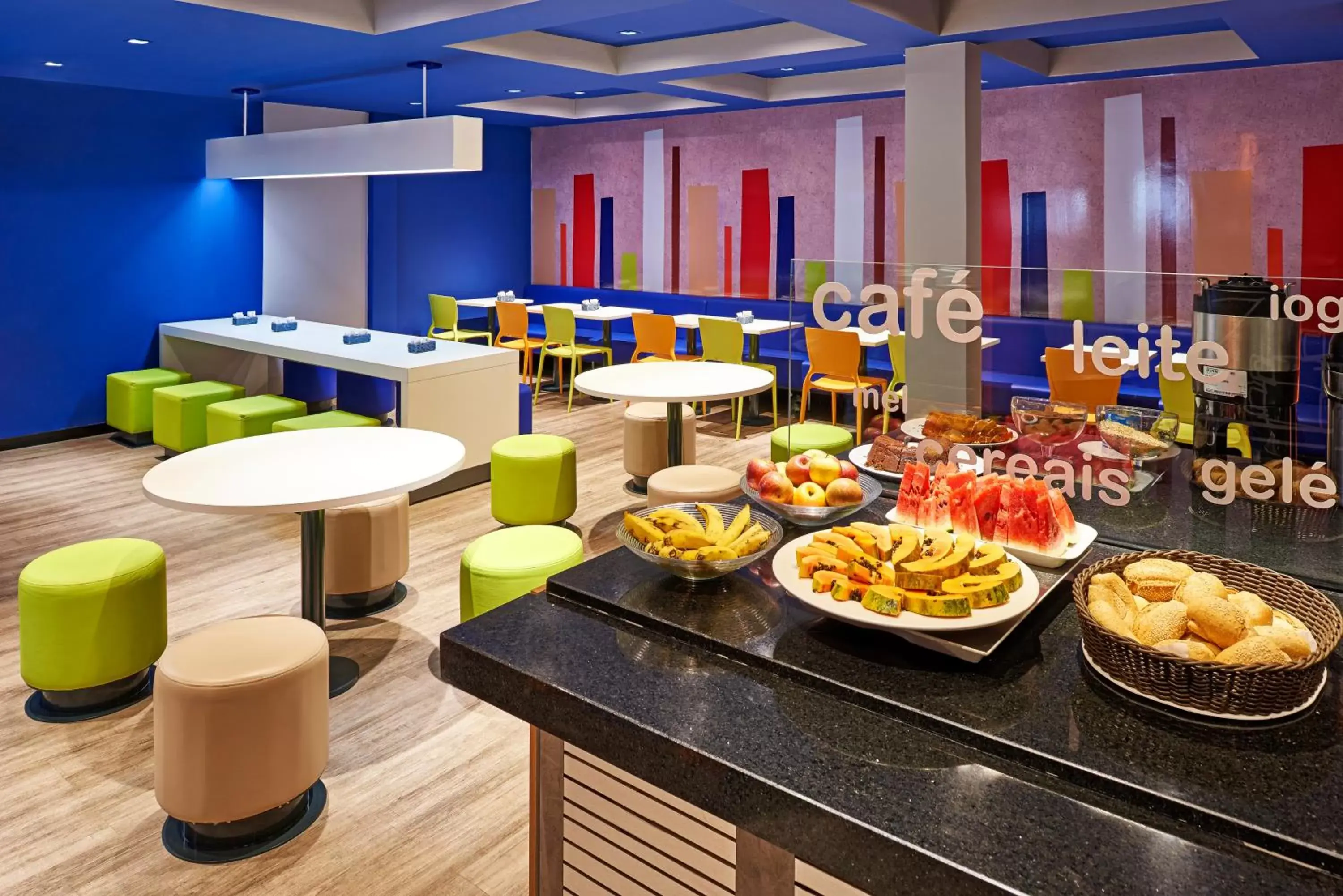 Buffet breakfast in ibis budget Curitiba Centro