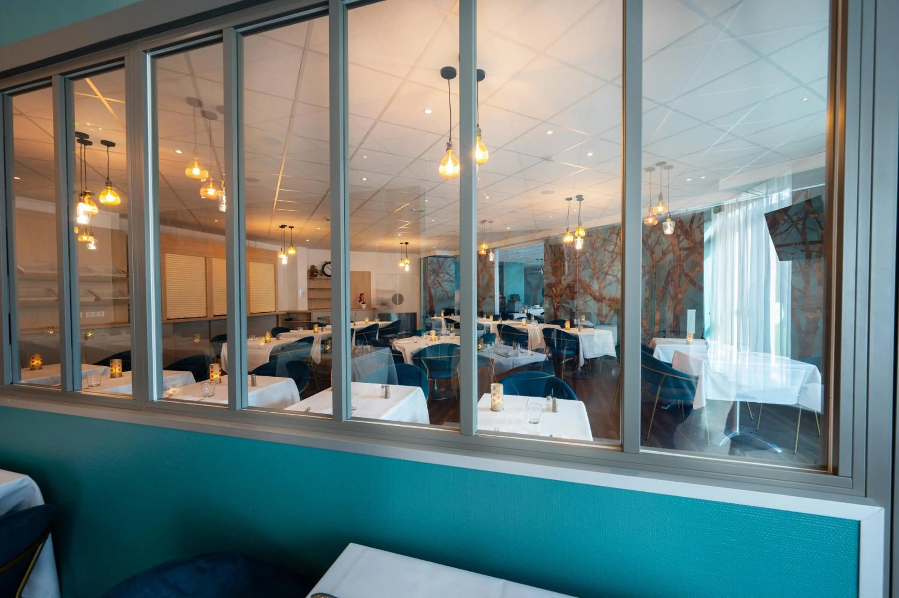 Restaurant/places to eat in Hôtel & Restaurant des Remparts