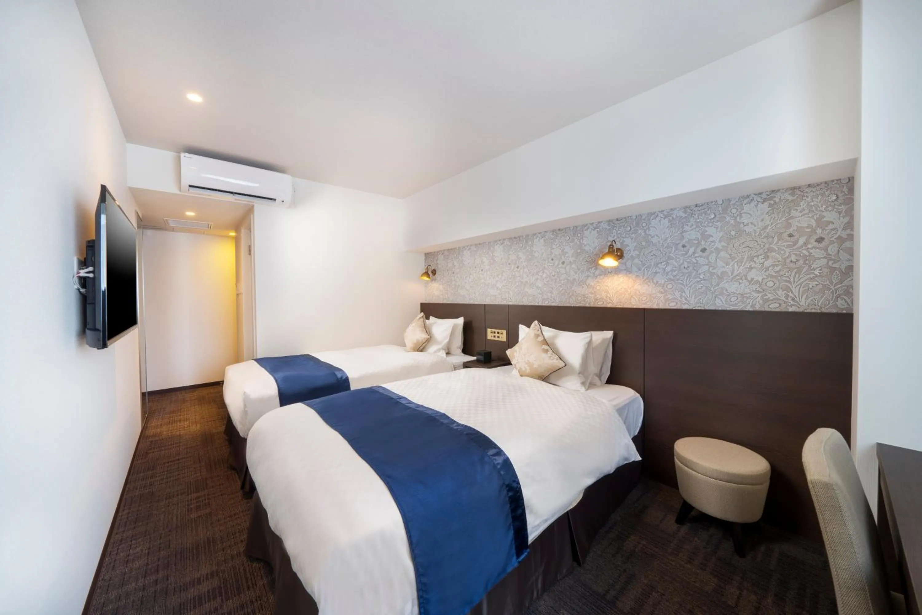 Photo of the whole room, Bed in Best Western Hotel Fino Shin-Yokohama