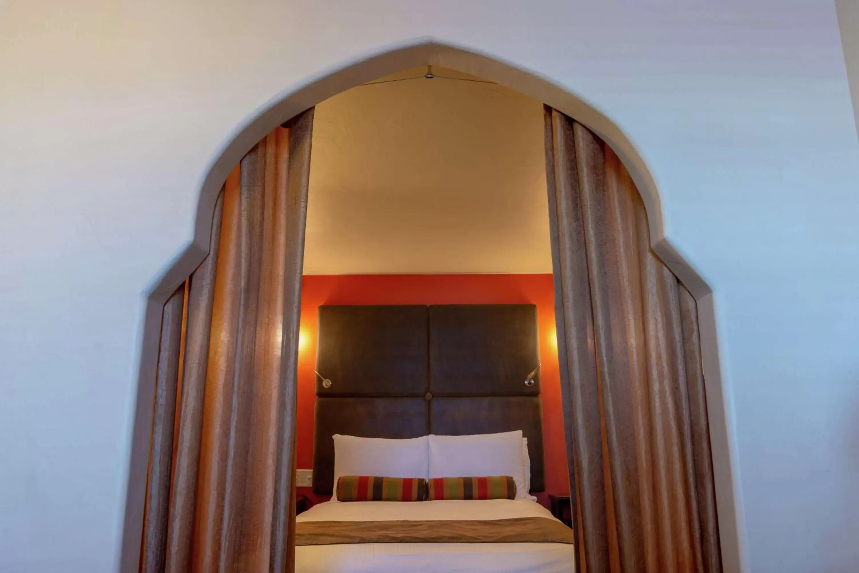 Bed in Hotel Andaluz Albuquerque, Curio Collection By Hilton