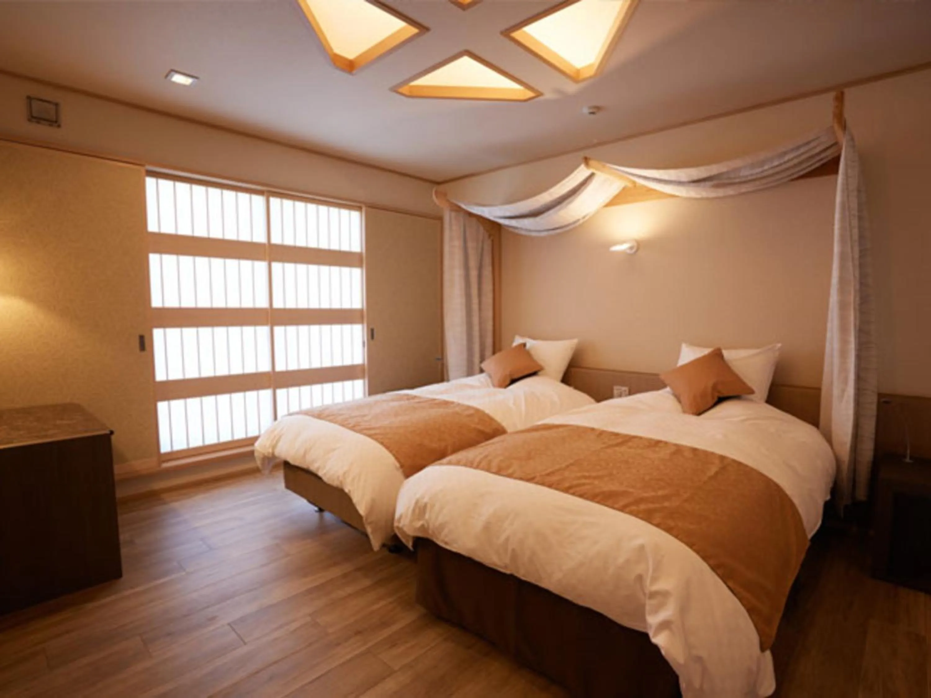 Photo of the whole room, Bed in Ryokan Shinsen