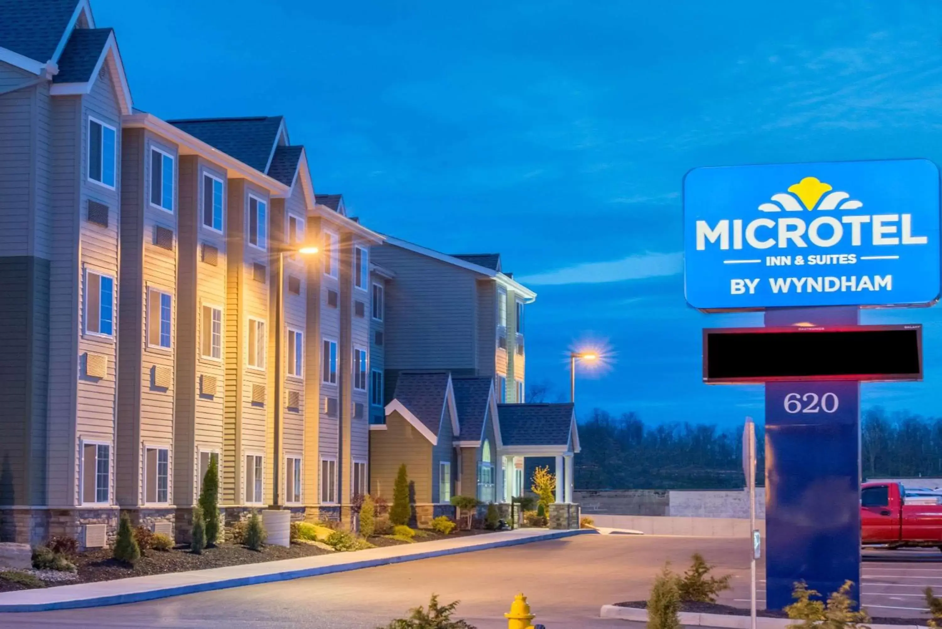 Property Building in Microtel Inn & Suites by Wyndham Cadiz