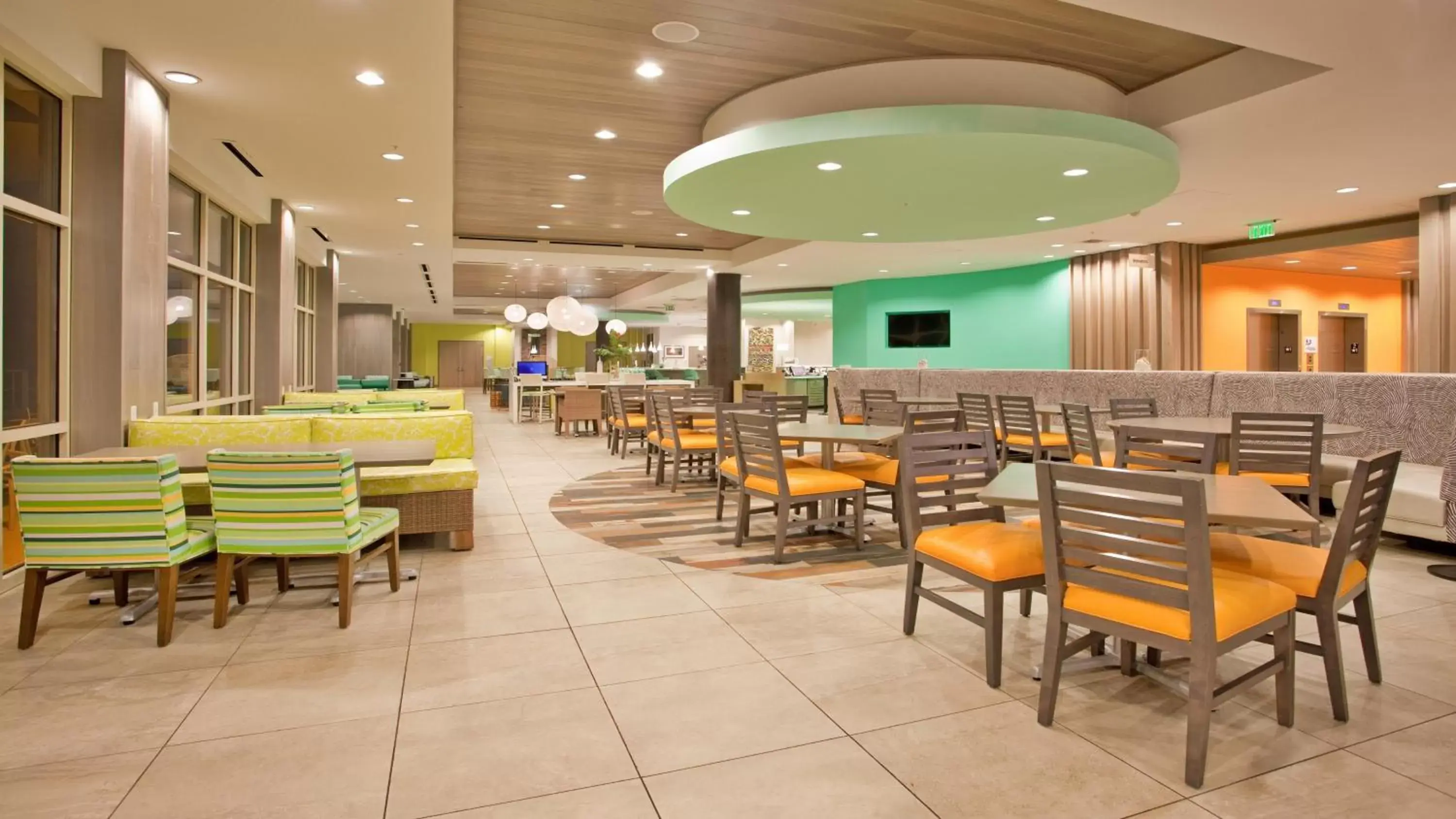 Restaurant/Places to Eat in Holiday Inn Resort Fort Walton Beach, an IHG Hotel