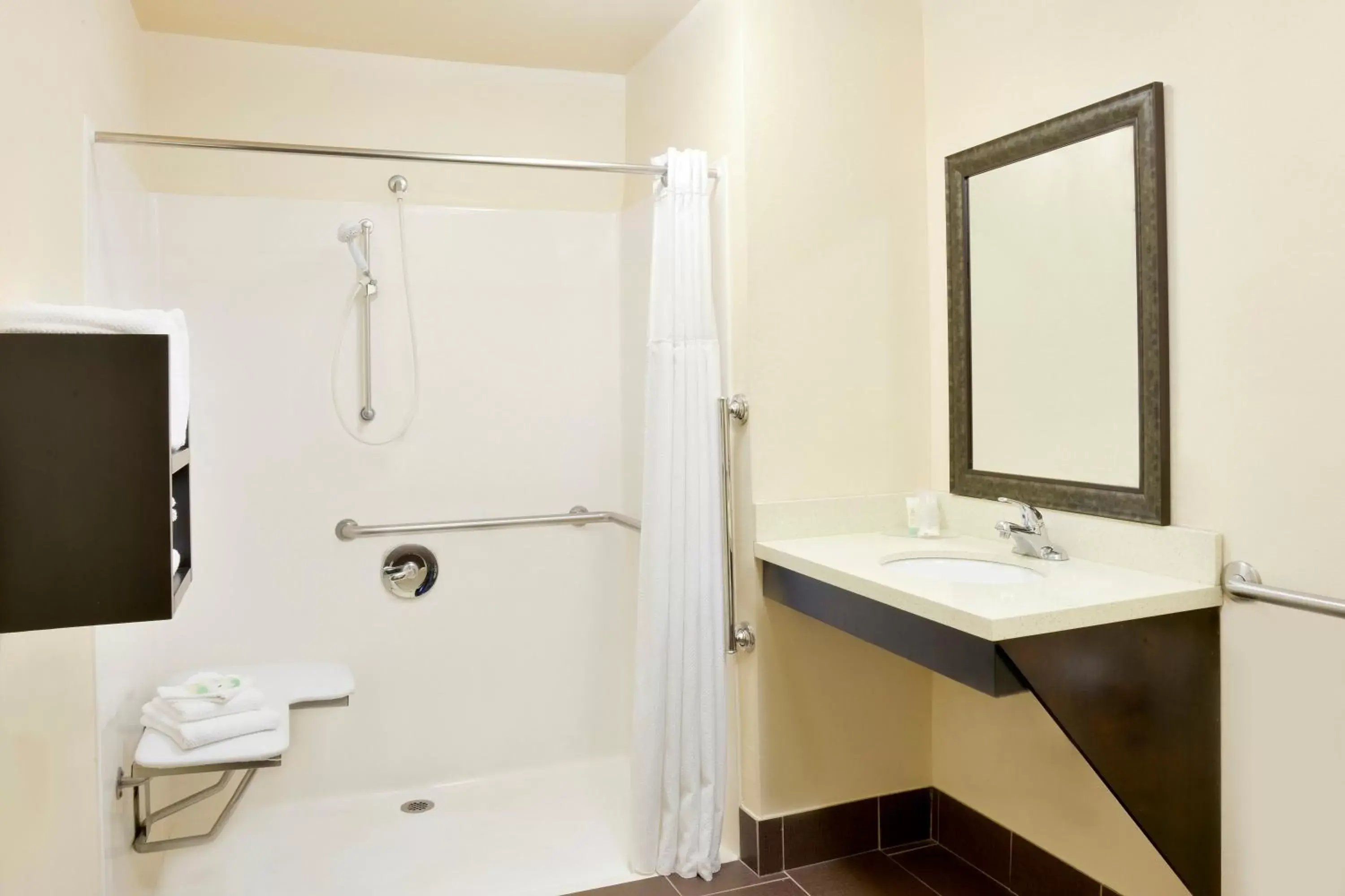 Photo of the whole room, Bathroom in Staybridge Suites Myrtle Beach-Fantasy Harbour, an IHG Hotel