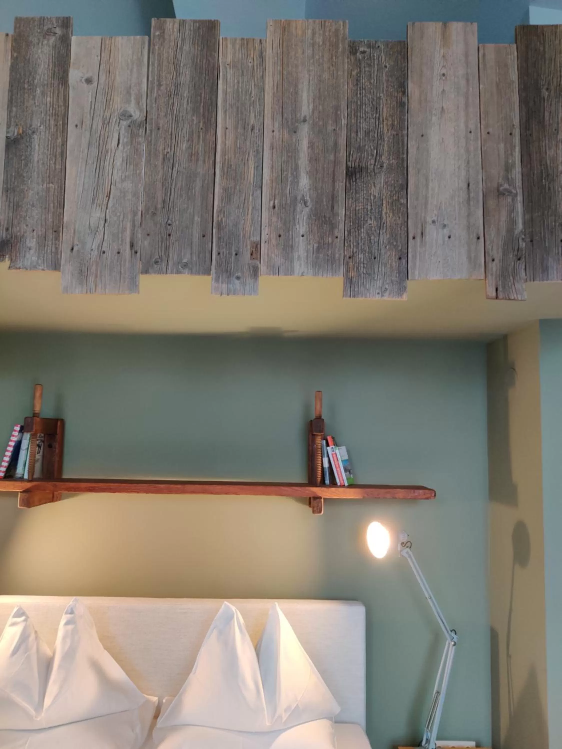 Bed in grätzlhotel beim Belvedere