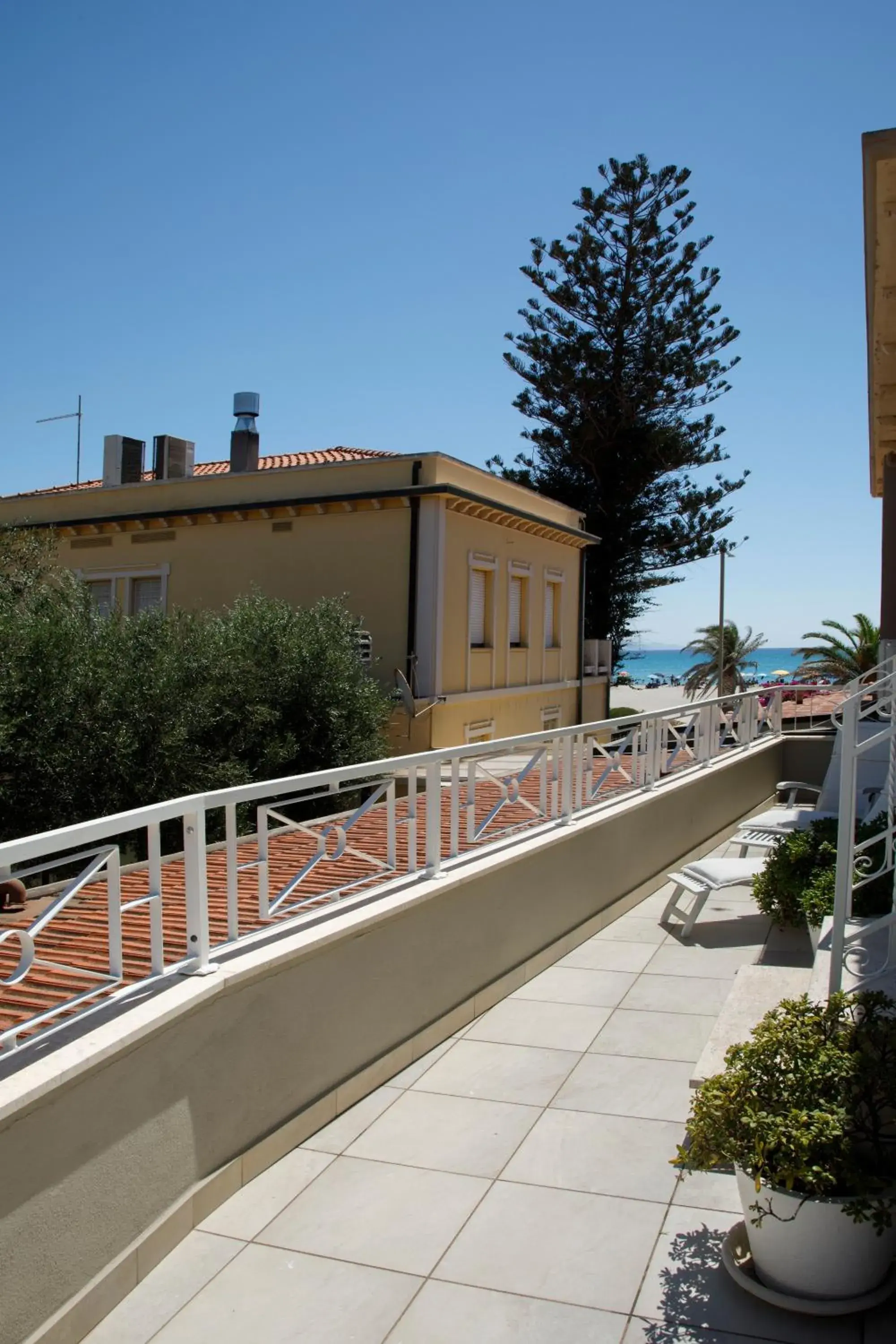 Balcony/Terrace in Hotel La Villa Del Mare