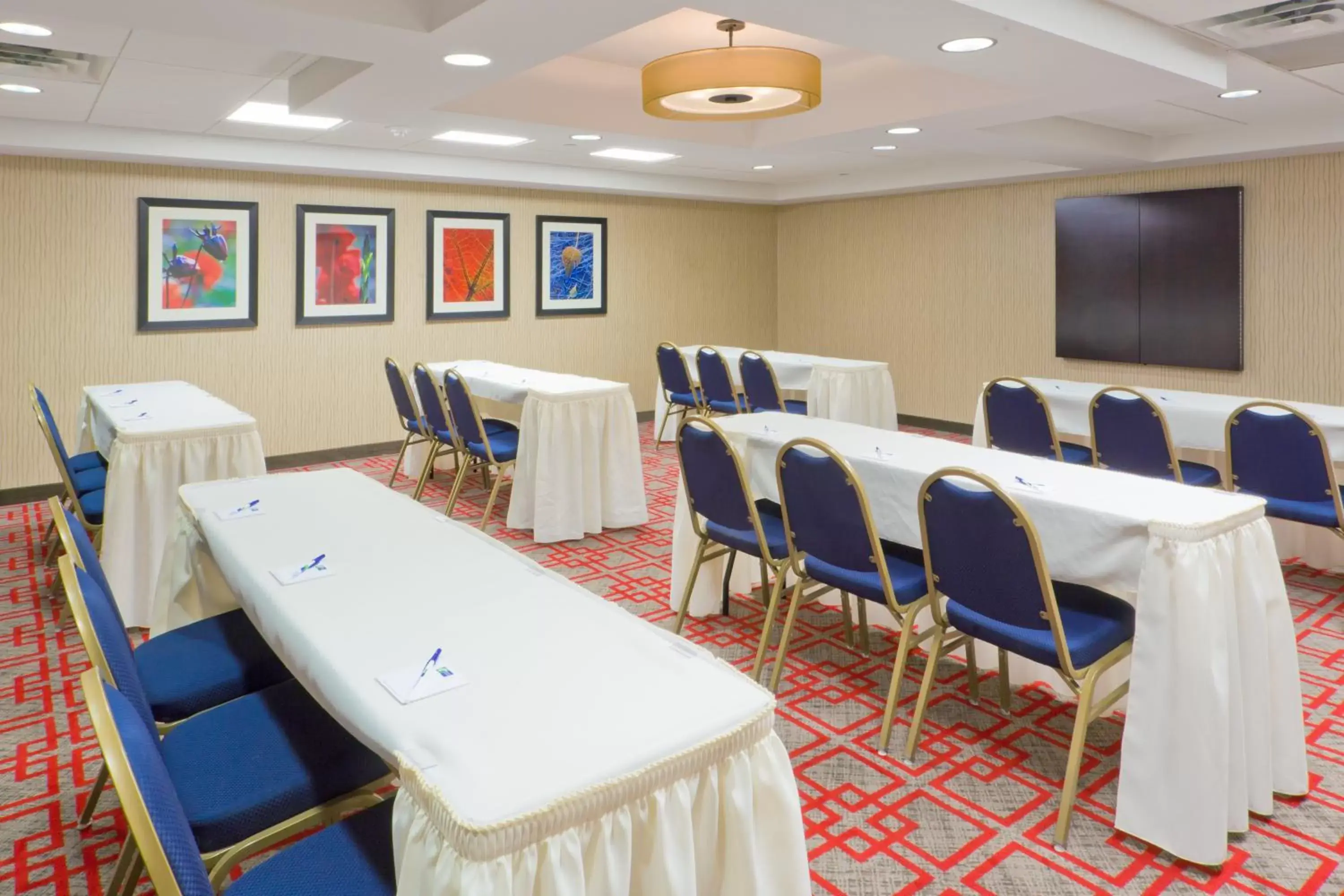 Meeting/conference room in Holiday Inn Express - Neptune, an IHG Hotel