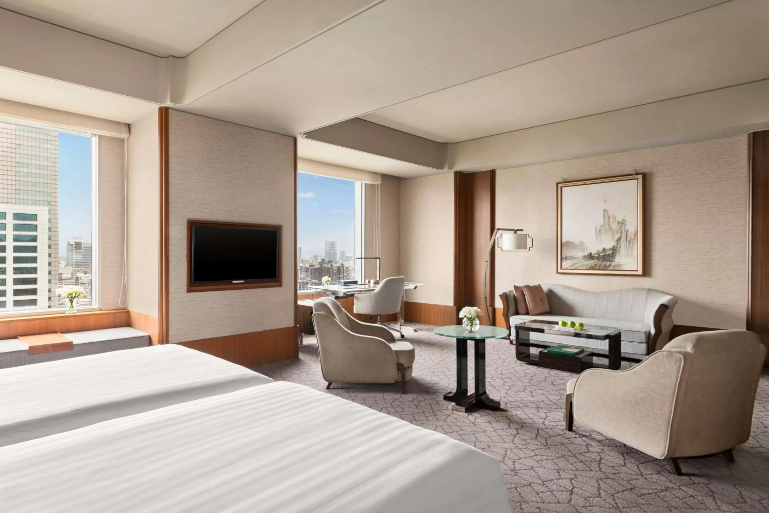 Bedroom, Bed in Shangri-La Far Eastern, Taipei