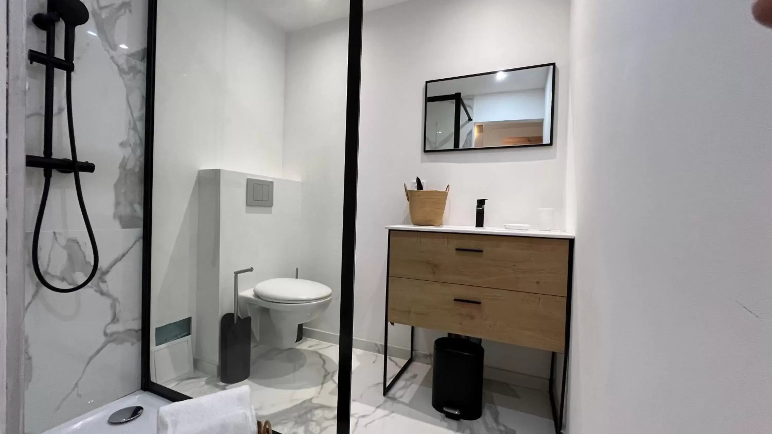 Bathroom in Home Place Apartments - Gujan Arcachon