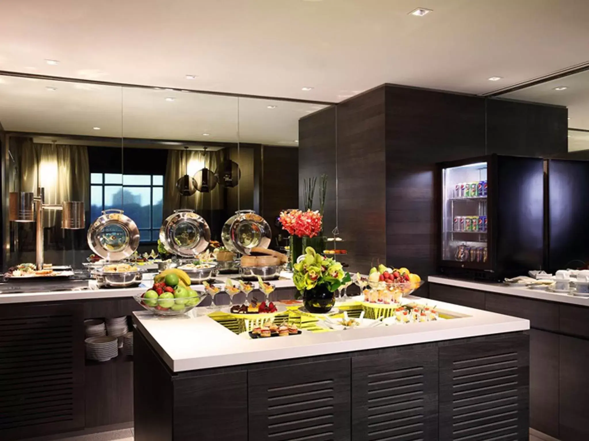 Restaurant/places to eat in Rendezvous Hotel Singapore by Far East Hospitality Restaurant/places to eat in Rendezvous Hotel Singapore by Far East Hospitality