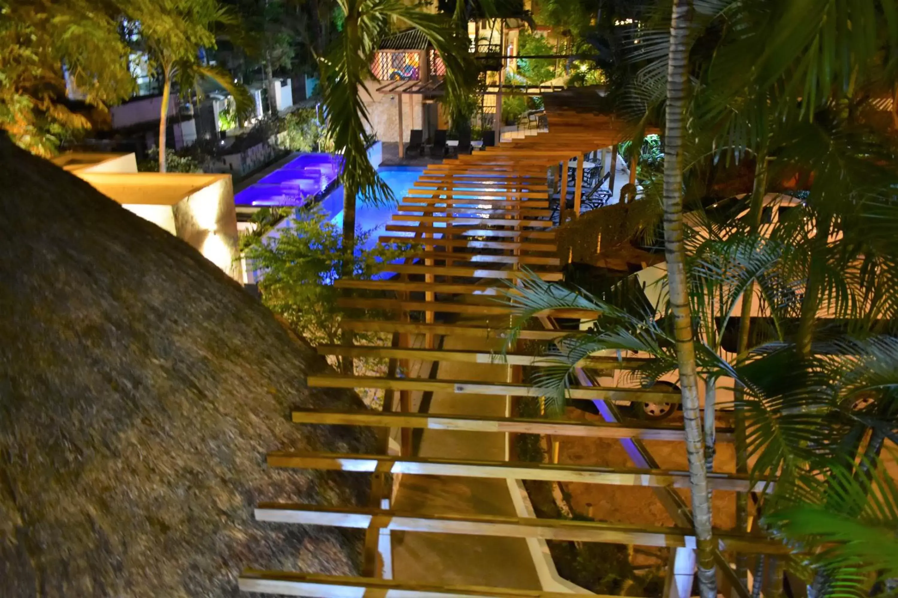 Garden, Pool View in Hotel Maya Tulipanes Palenque