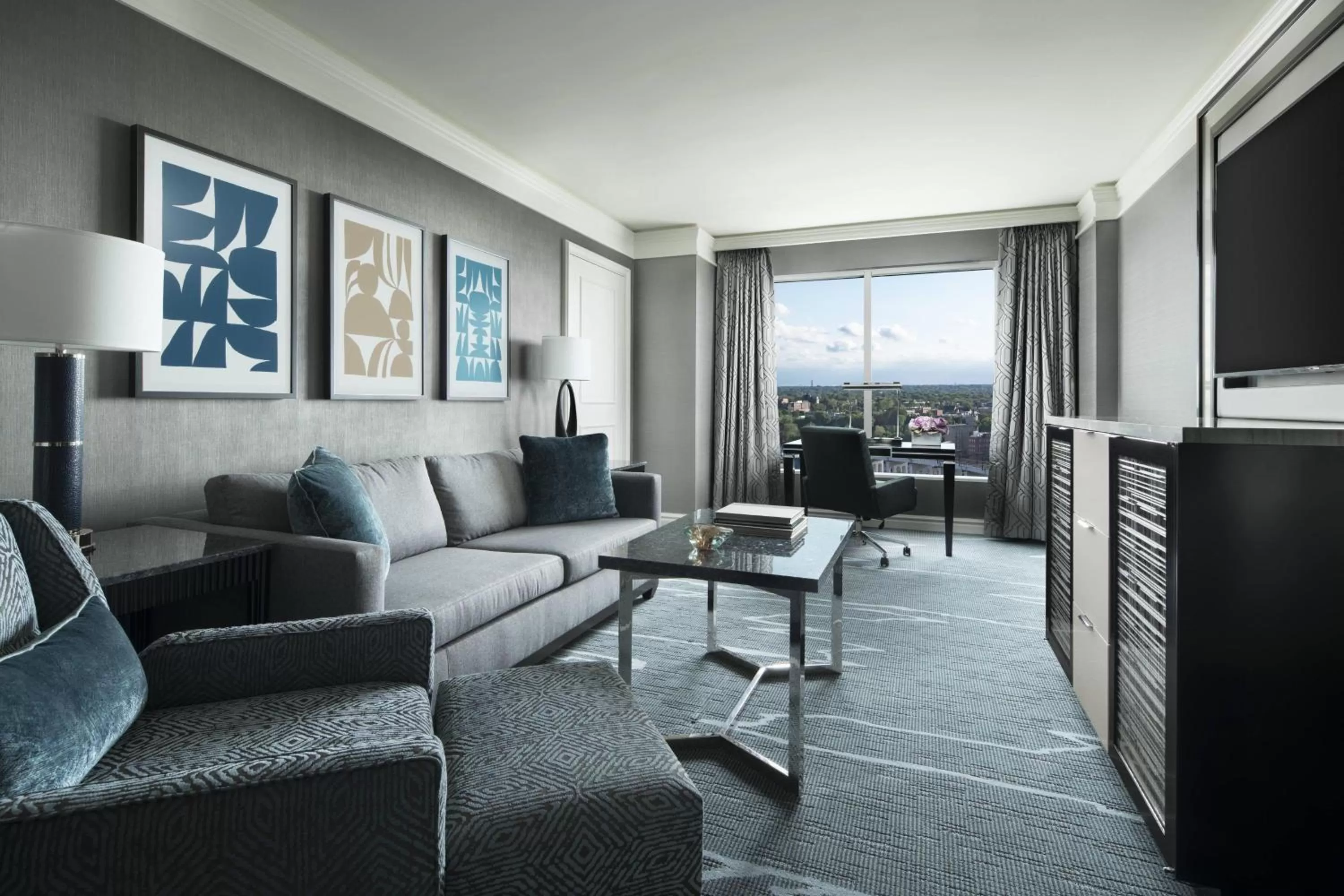 Living room in The Ritz-Carlton, Cleveland