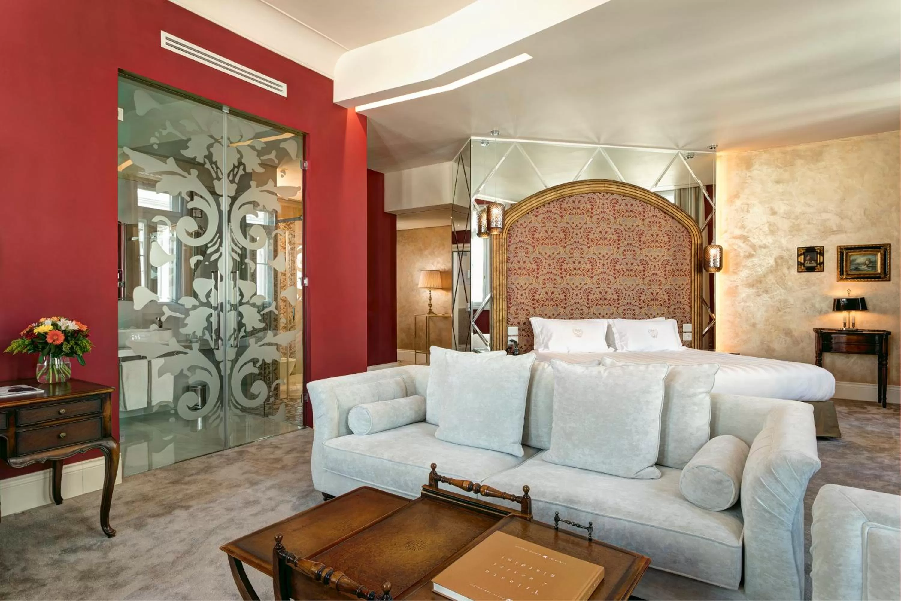 Photo of the whole room in Grand Hotel Duchi d'Aosta