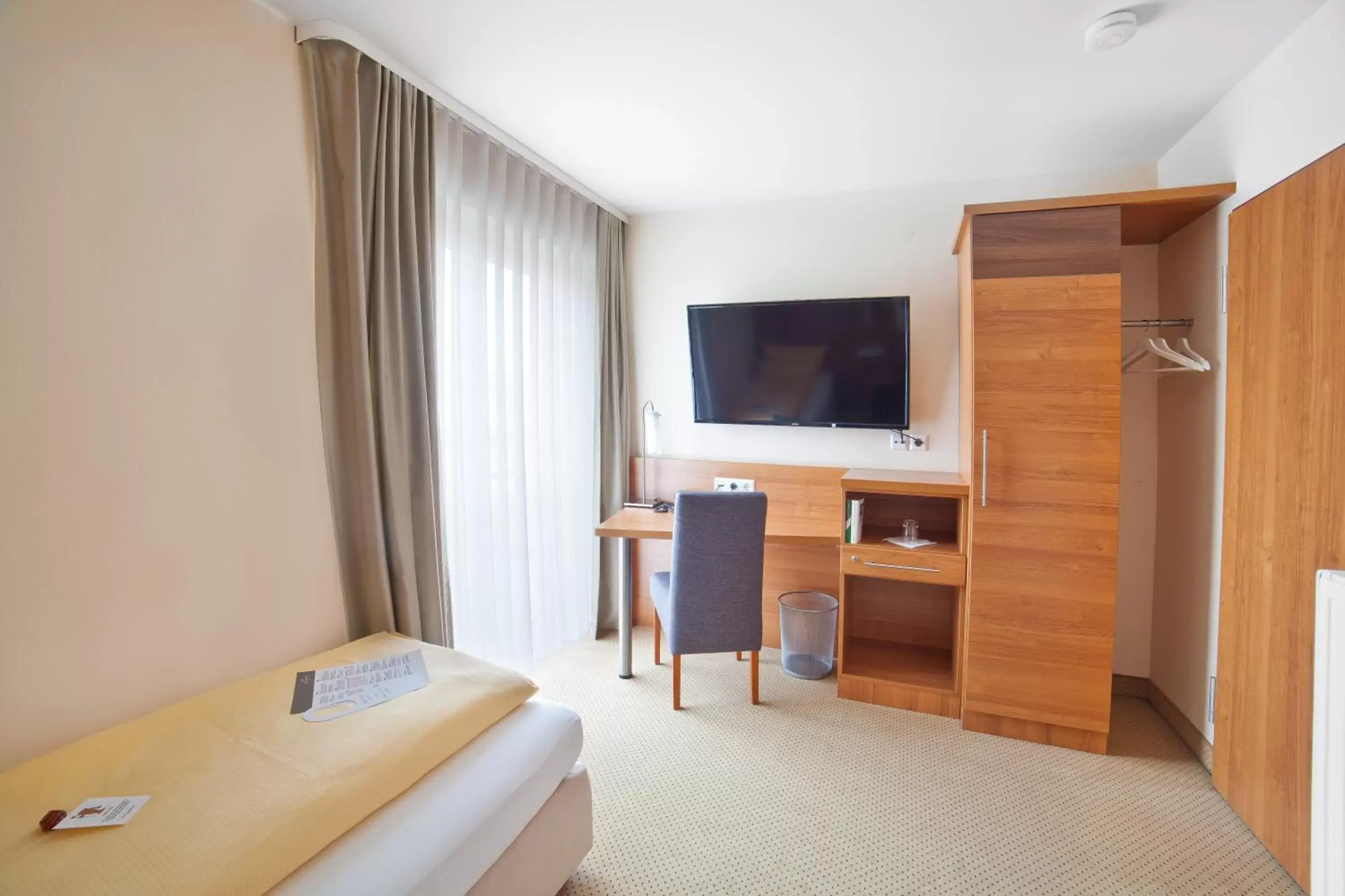 Small Single Room - single occupancy in allgovia hotel garni Small Single Room - single occupancy in allgovia hotel garni