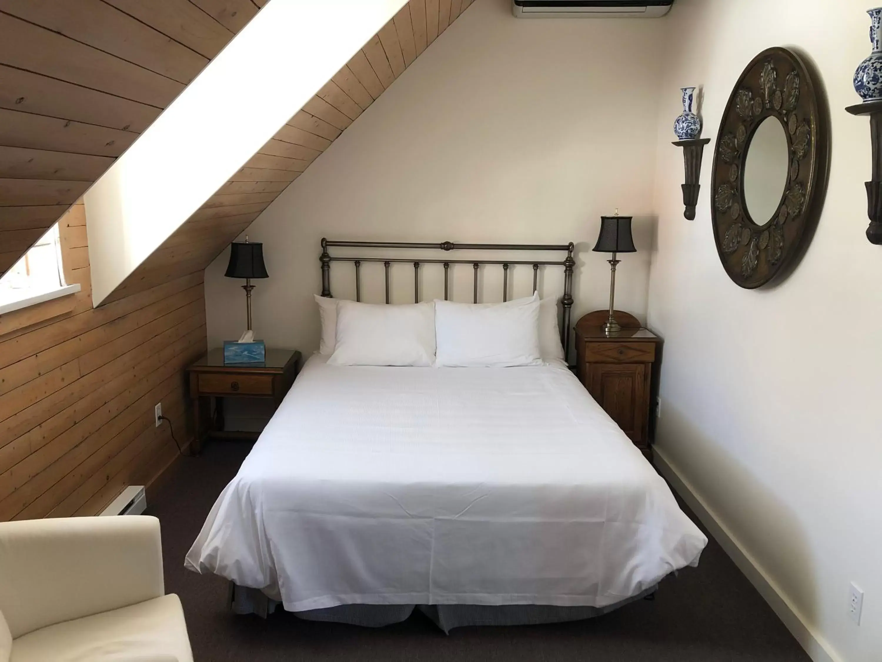 Bed in Auberge Le Tricorne