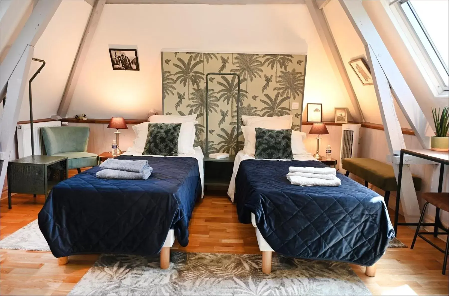 Bedroom, Bed in Honfleur, Entre Terre & Estuaire