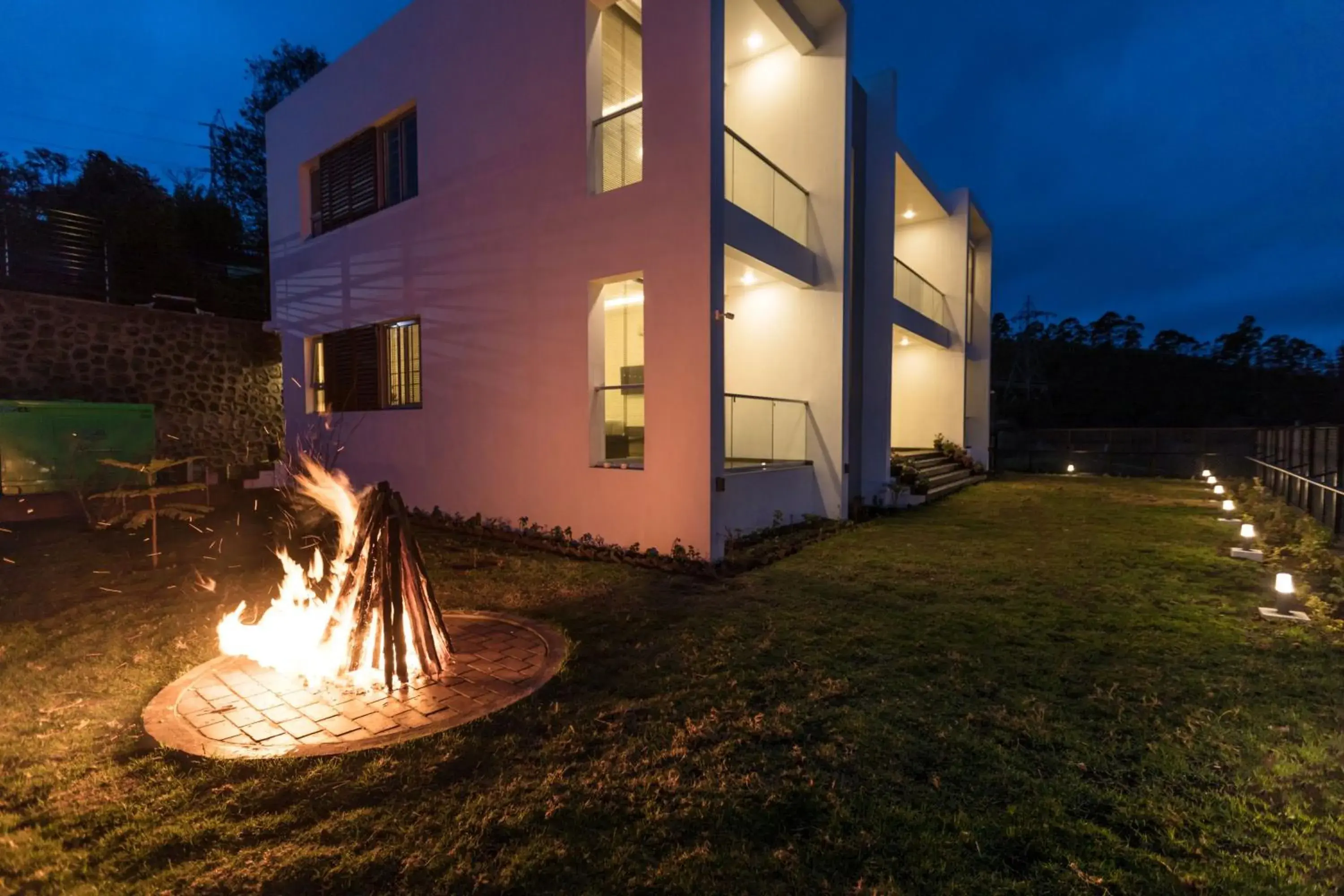 Property building in Silver Mist Property building in Silver Mist