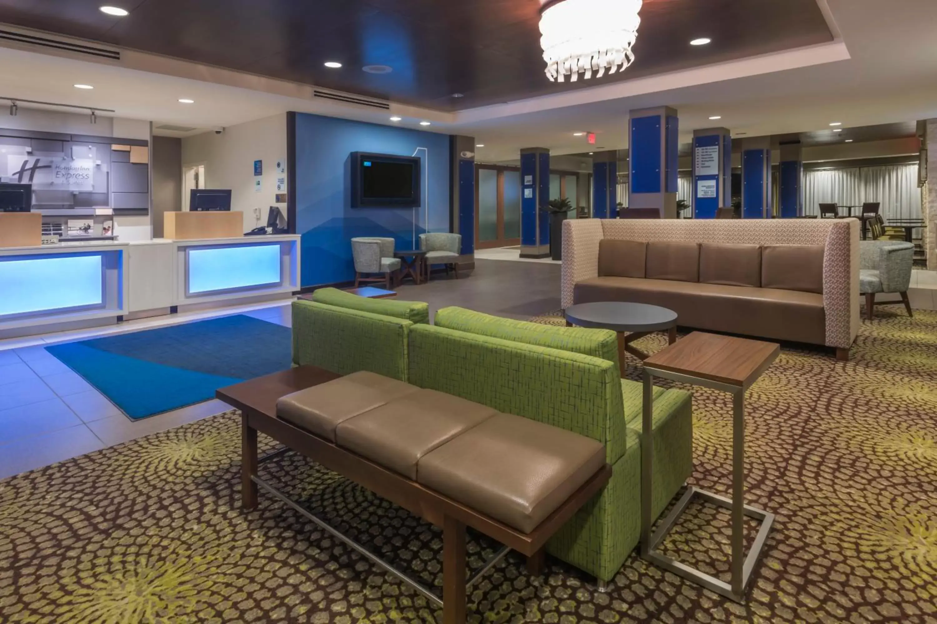 Property building, Lounge/Bar in Holiday Inn Express Hays, an IHG Hotel