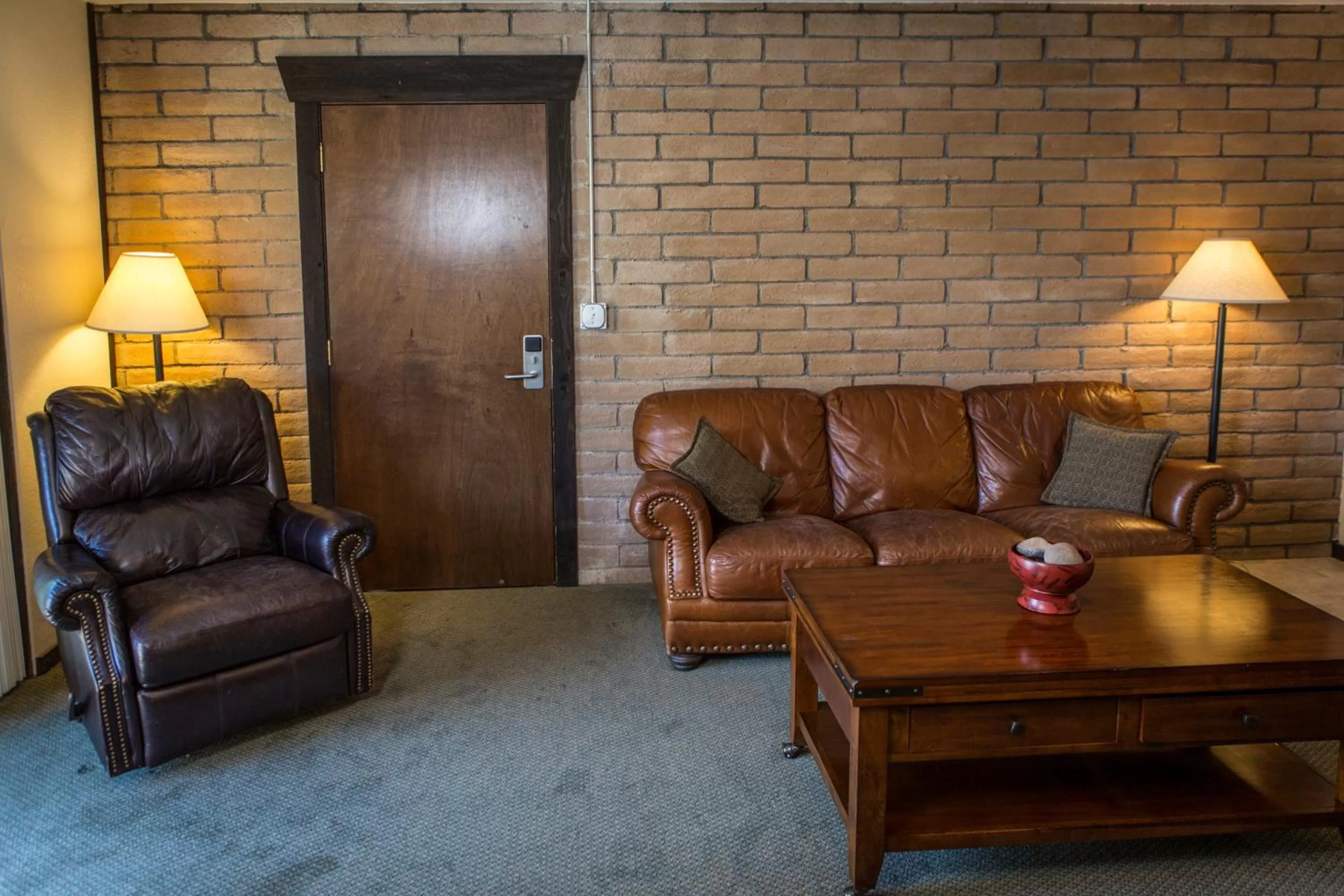 Living room in The Stagecoach Inn