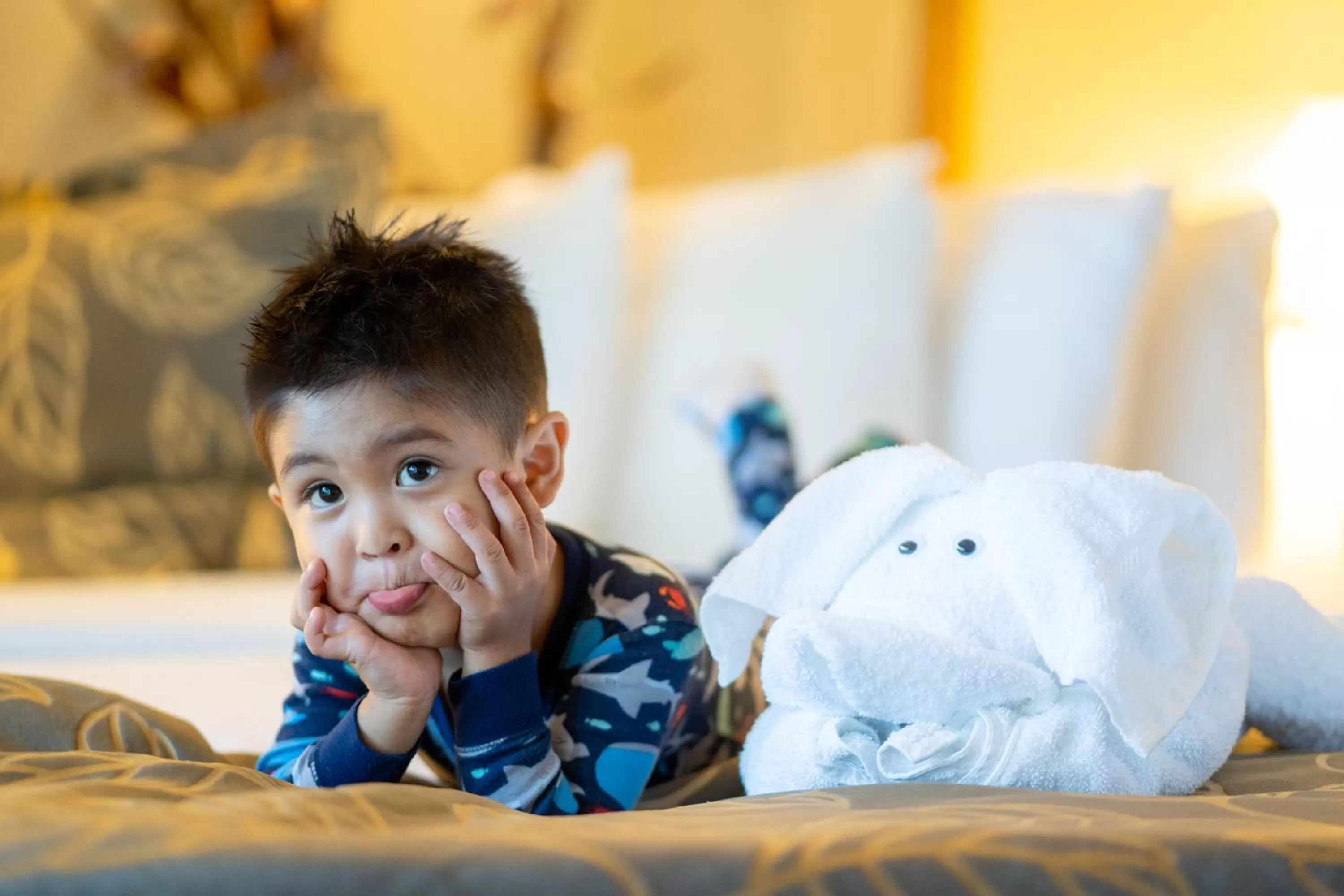 children in The Dana on Mission Bay