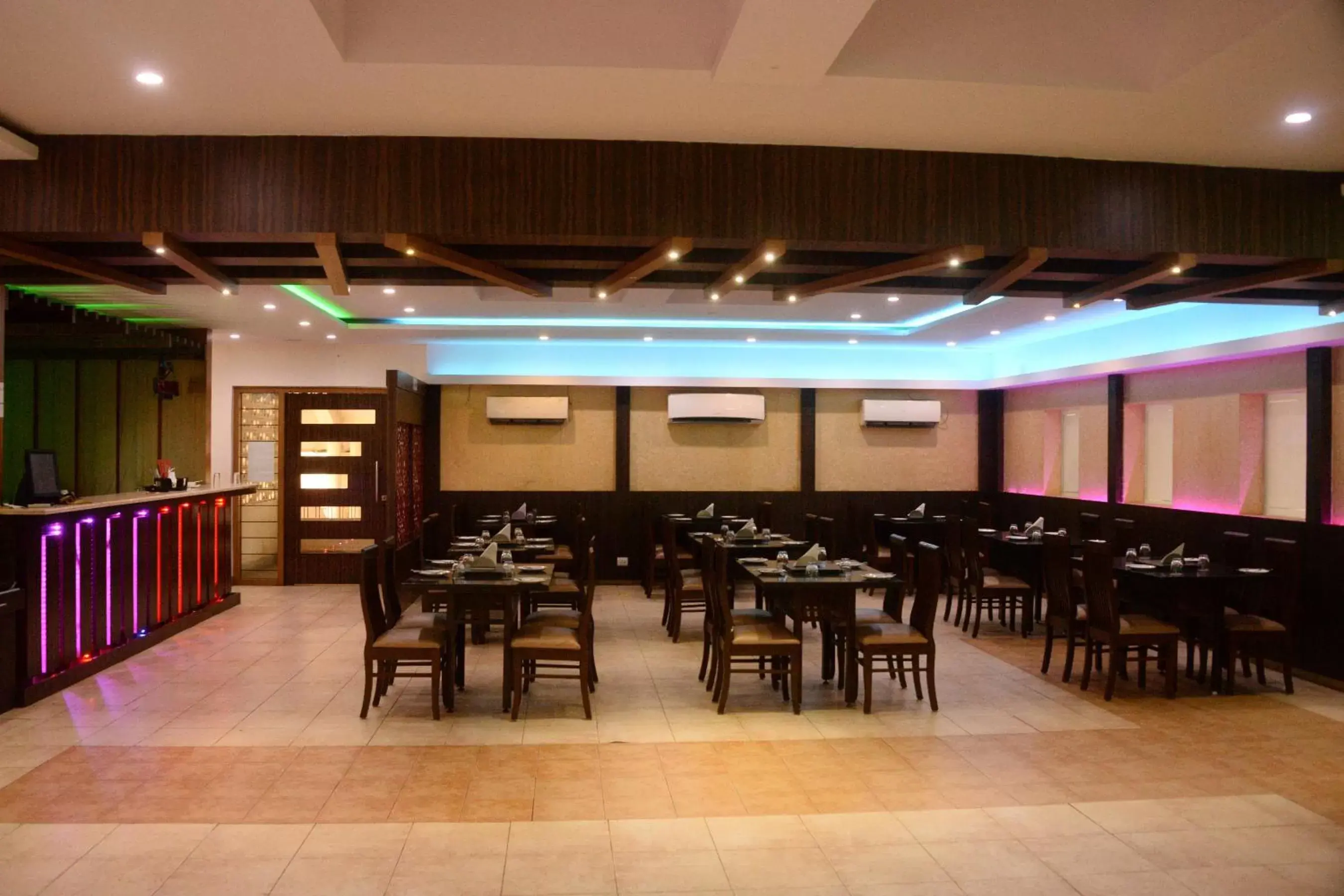 Restaurant/places to eat in Vasco Residency Restaurant/places to eat in Vasco Residency