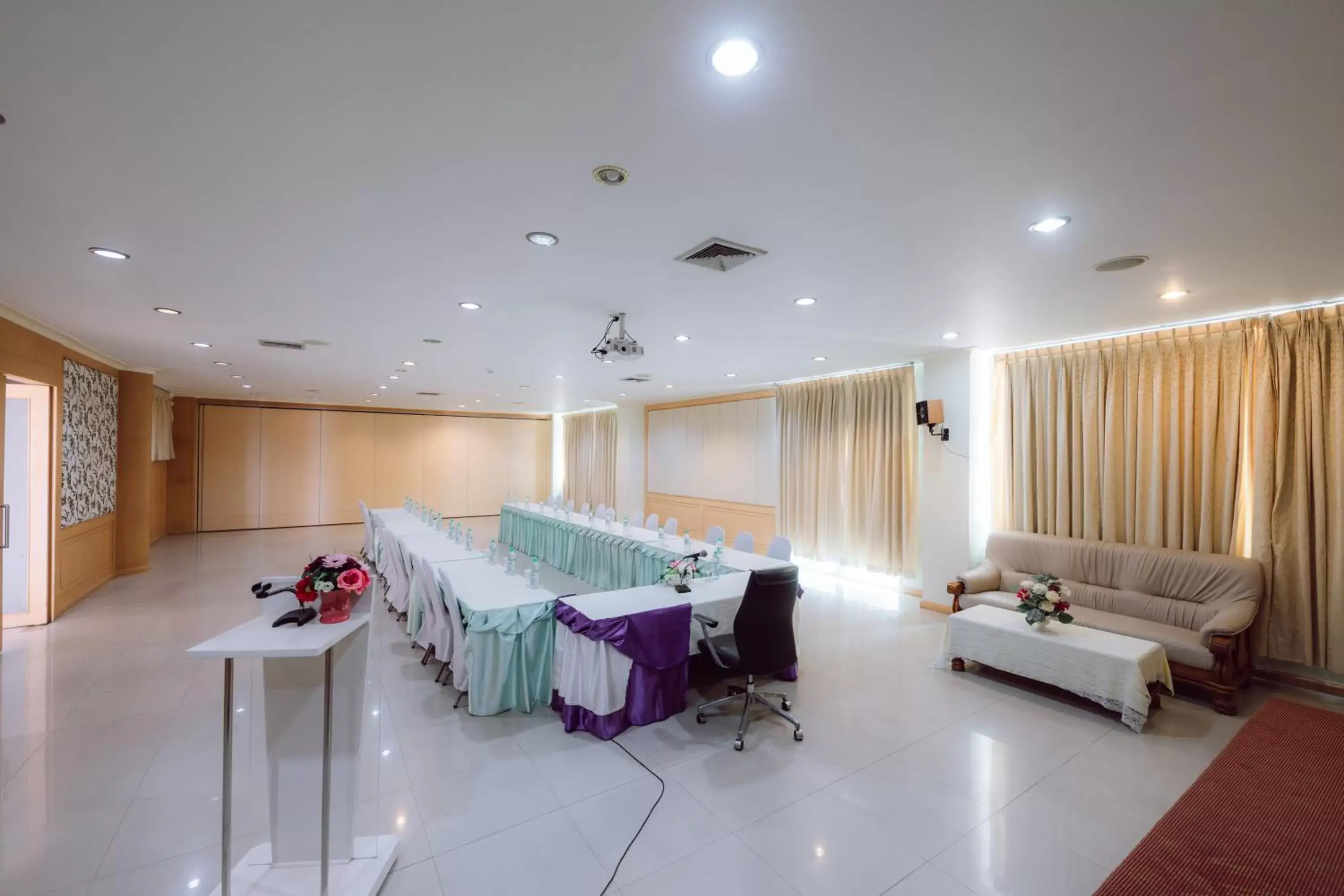 Meeting/conference room in Morakot Twin Chumphon