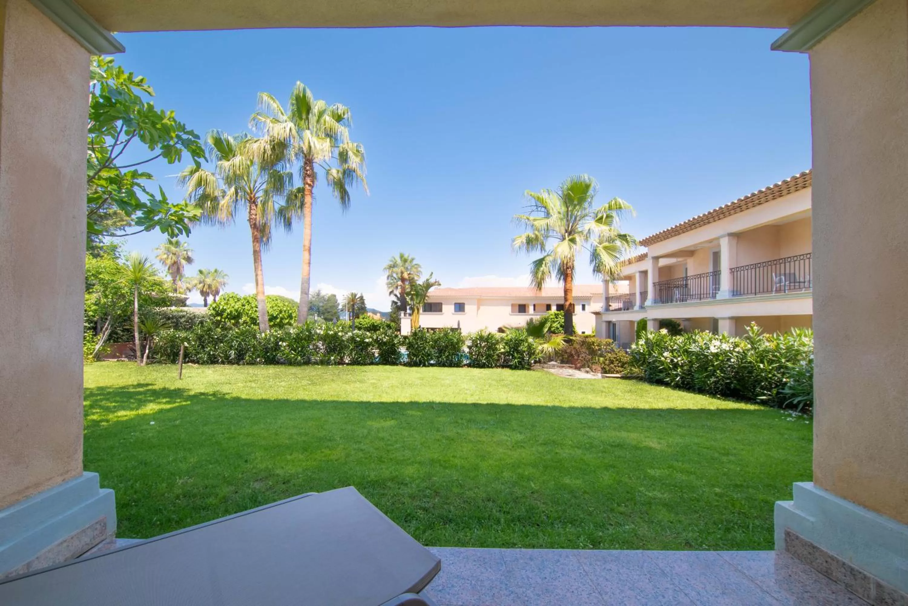 Patio in Hotel Brin d'Azur - Saint Tropez