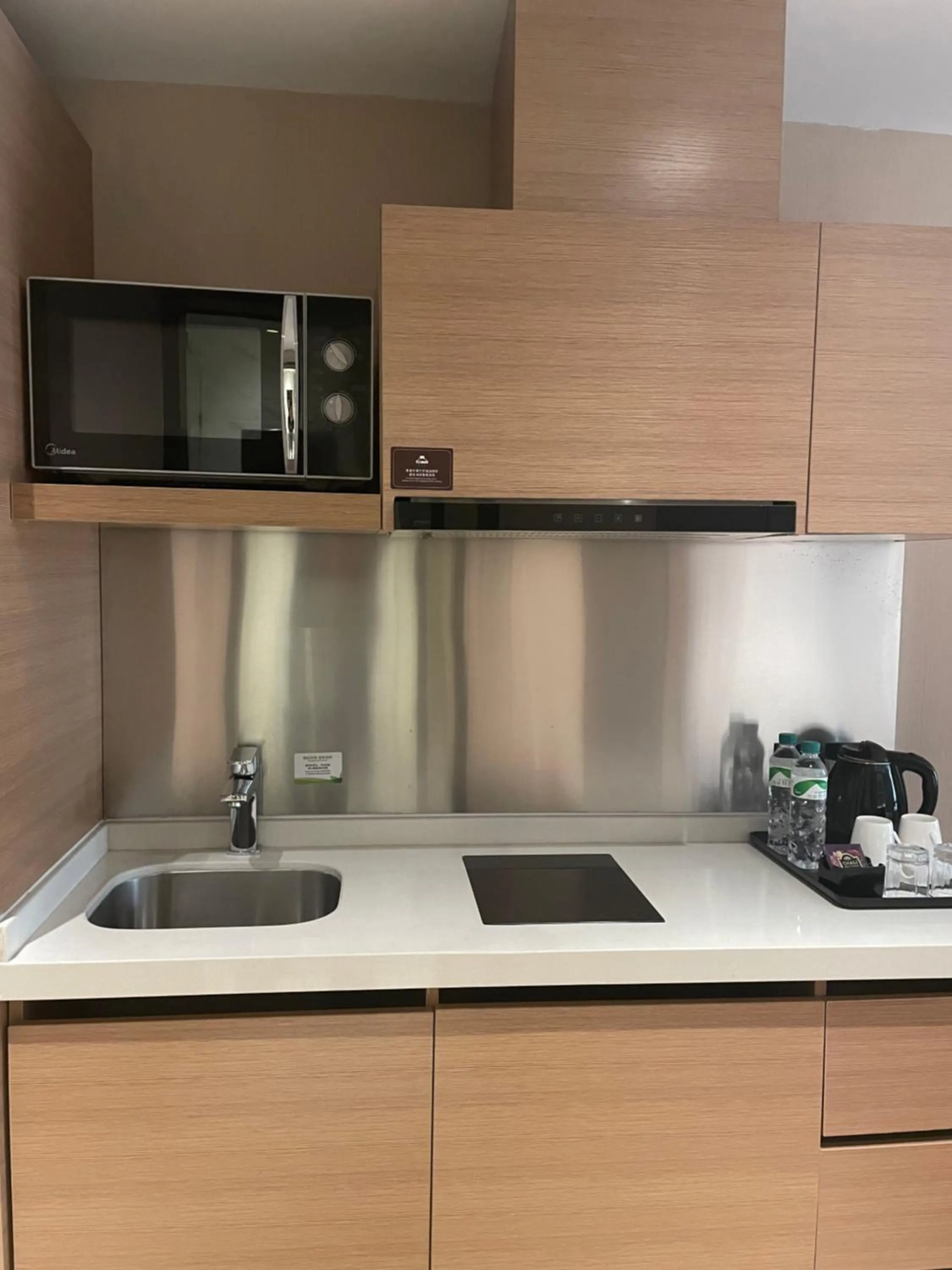 Kitchen or kitchenette in Bridal Tea House Hotel