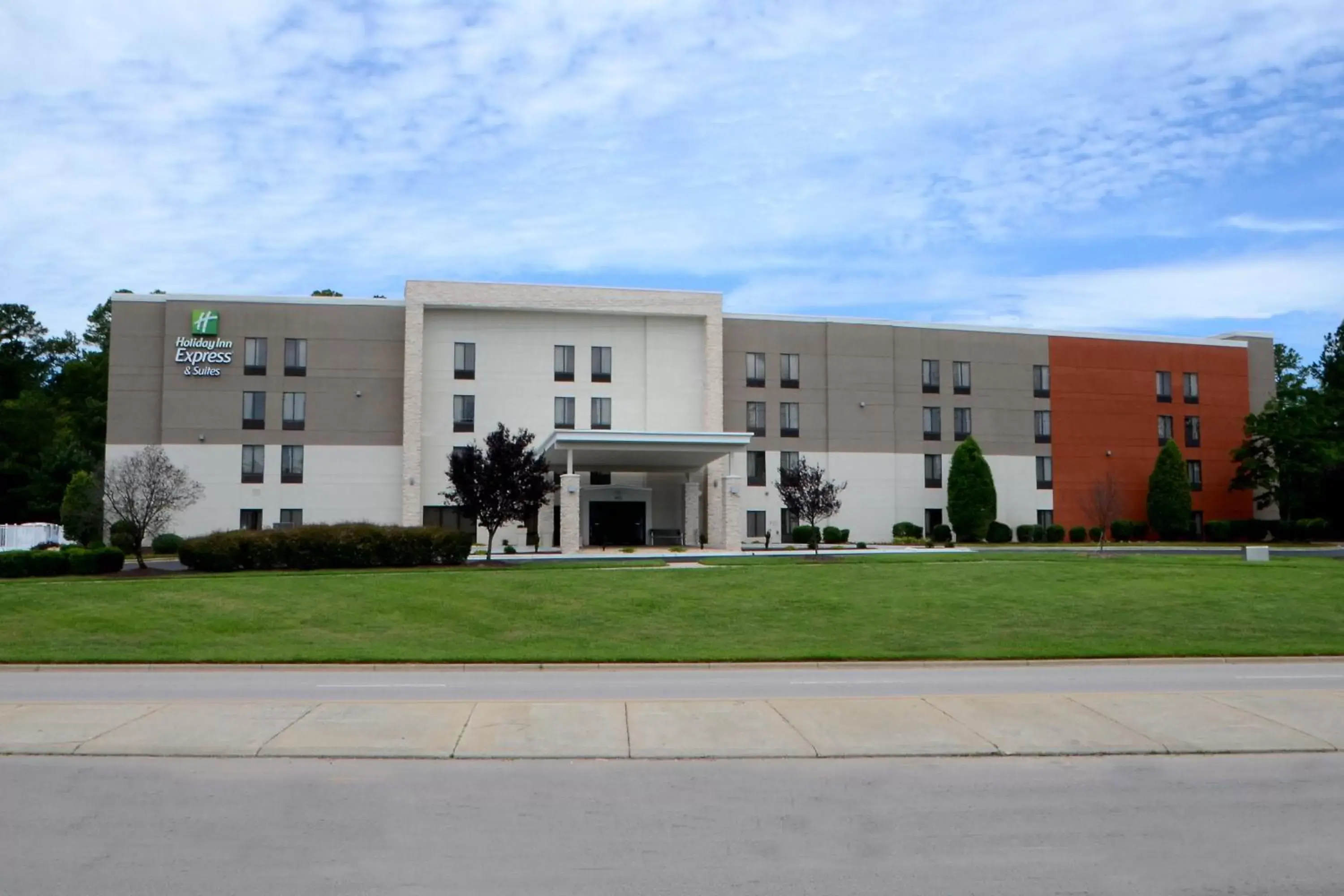 Property Building in Holiday Inn Express & Suites Raleigh Durham Airport at RTP, an IHG Hotel