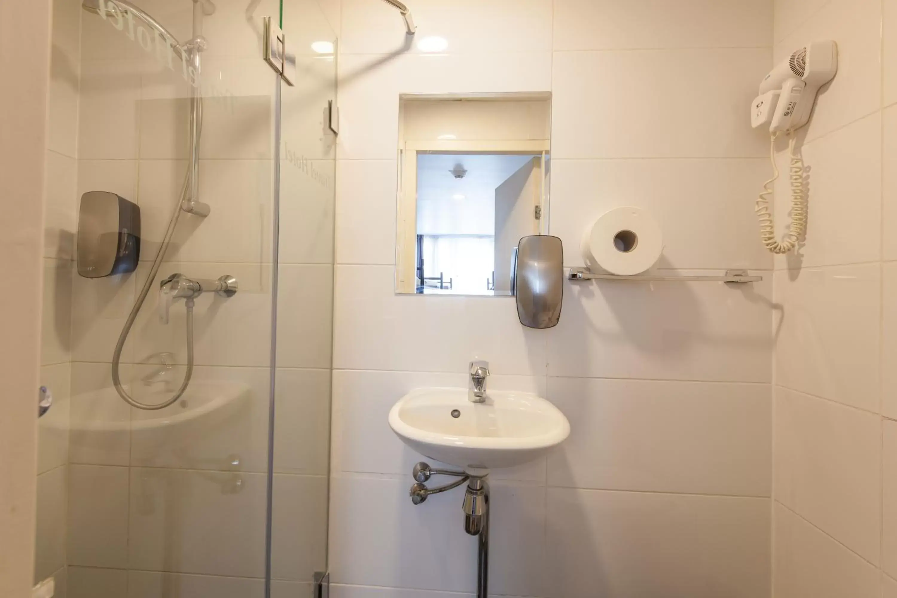 Bathroom in Travel Hotel Amsterdam