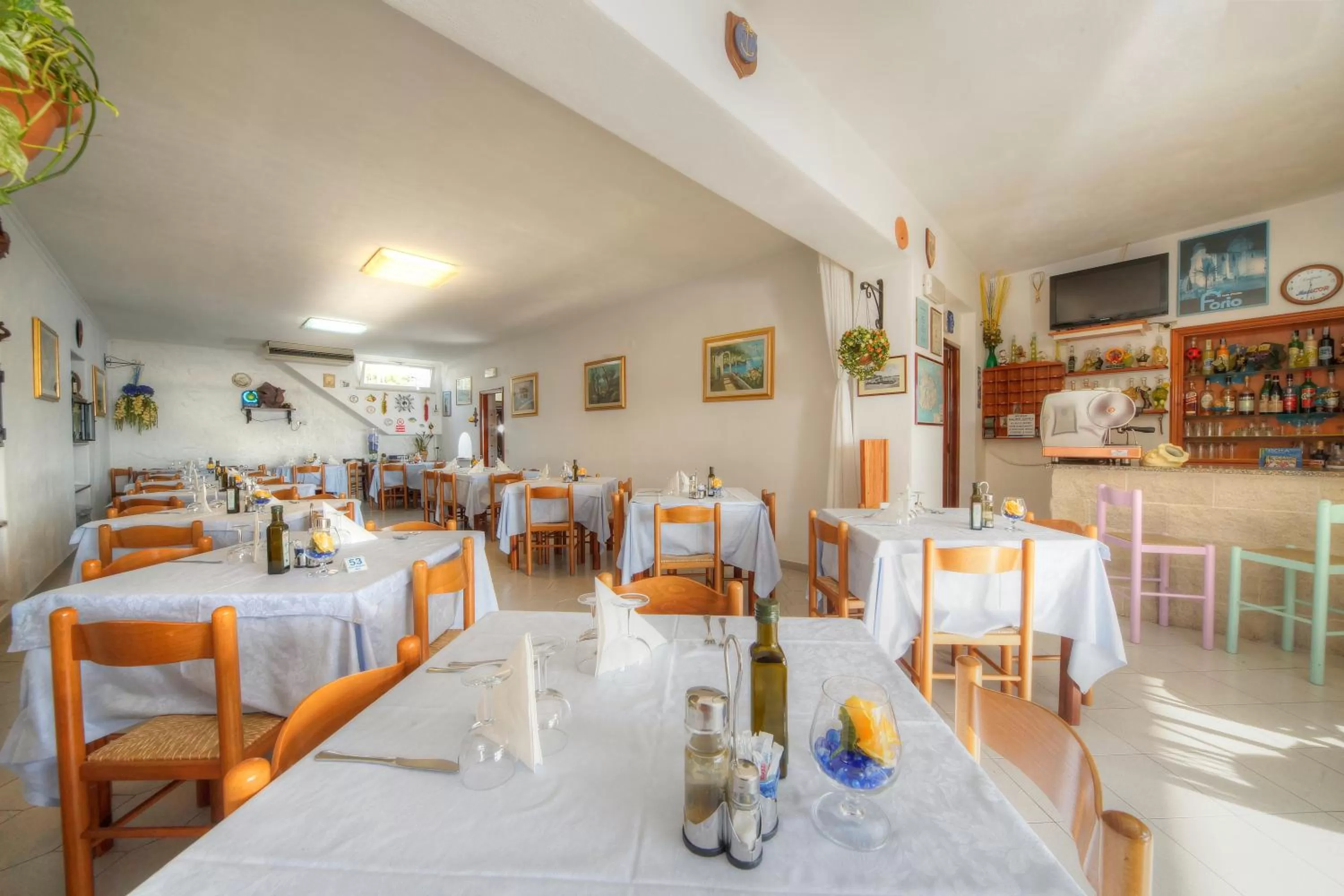 Restaurant/places to eat in Pensione Villa Mena