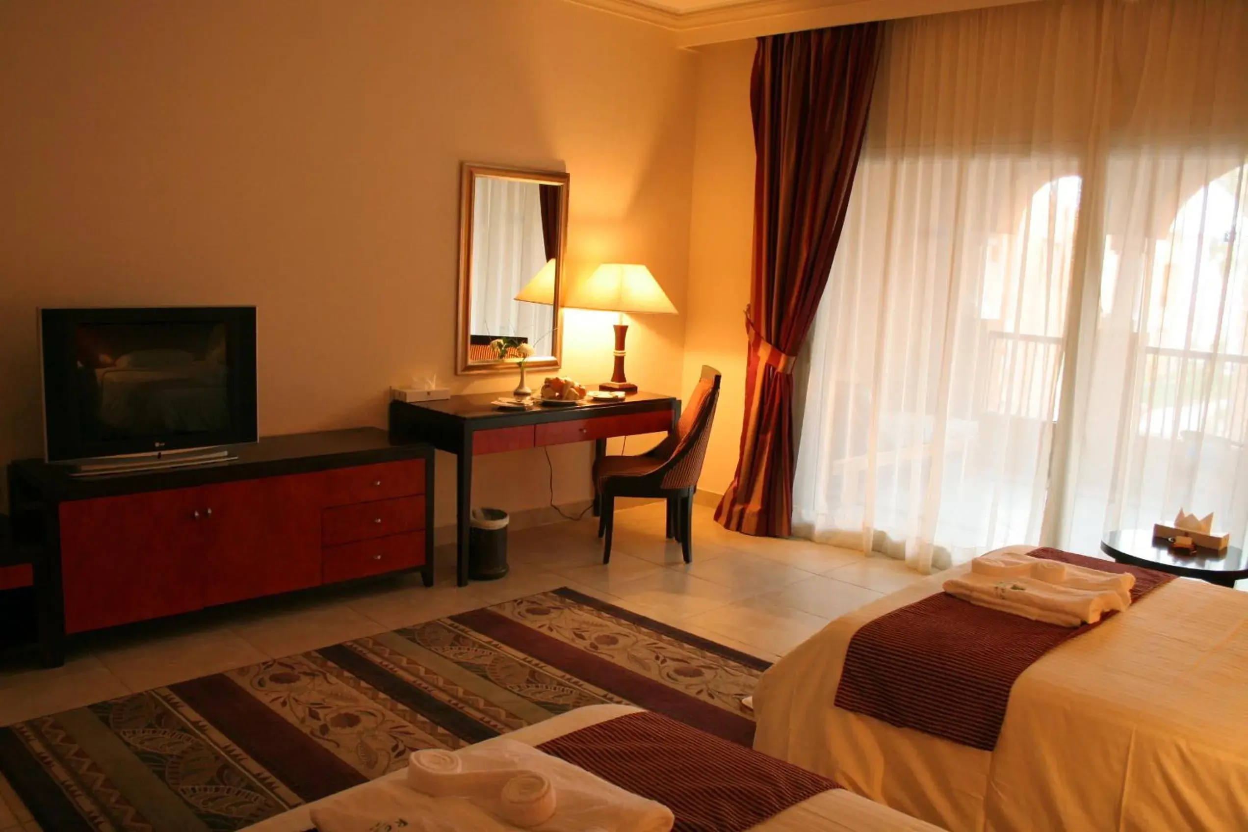 Photo of the whole room, Bed in Rehana Royal Beach Resort - Aquapark & Spa - Family & Couples Only - Premium Ultra All-Inclusive 24H Photo of the whole room, Bed in Rehana Royal Beach Resort - Aquapark & Spa - Family & Couples Only - Premium Ultra All-Inclusive 24H