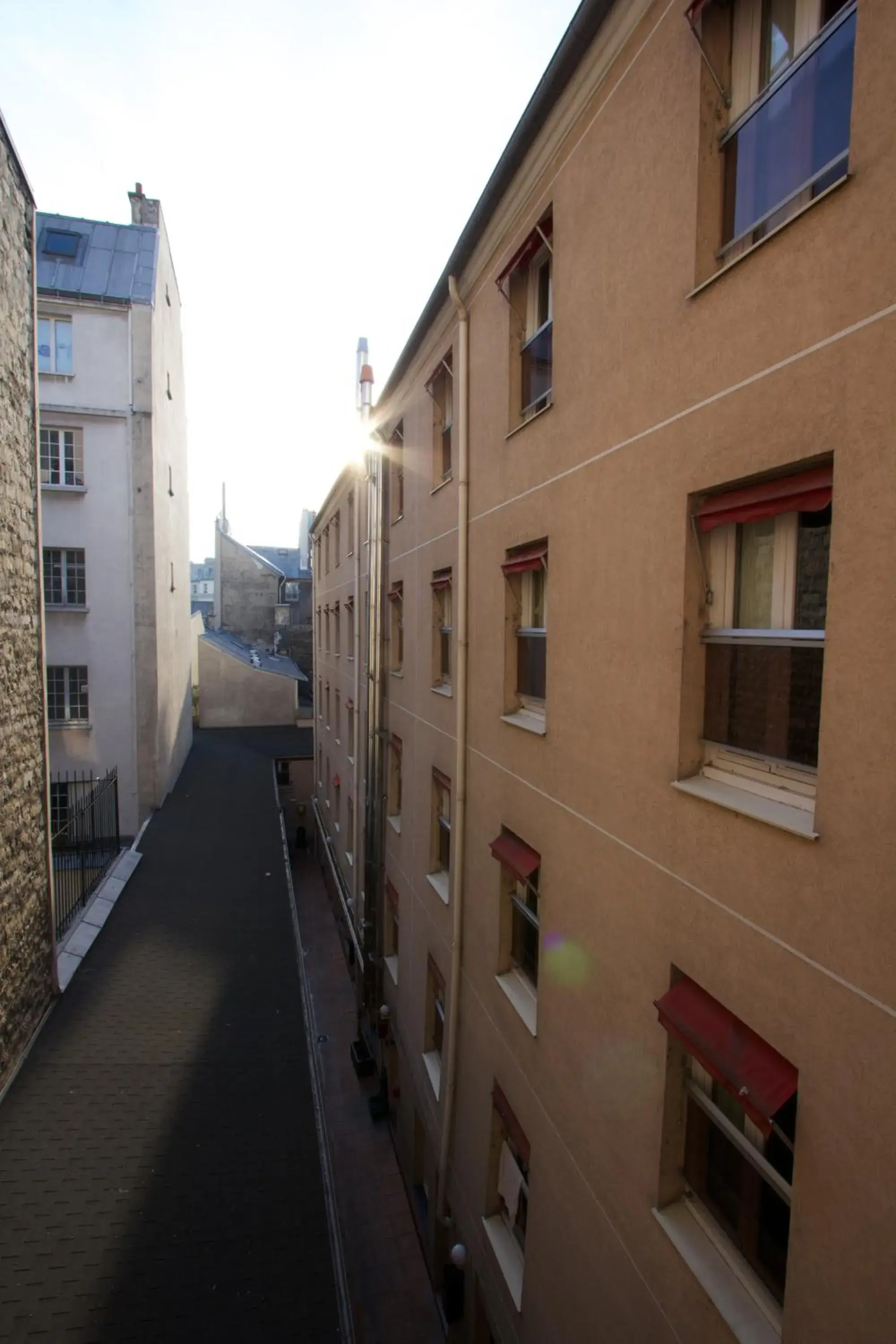 Neighbourhood in Bastille Hostel