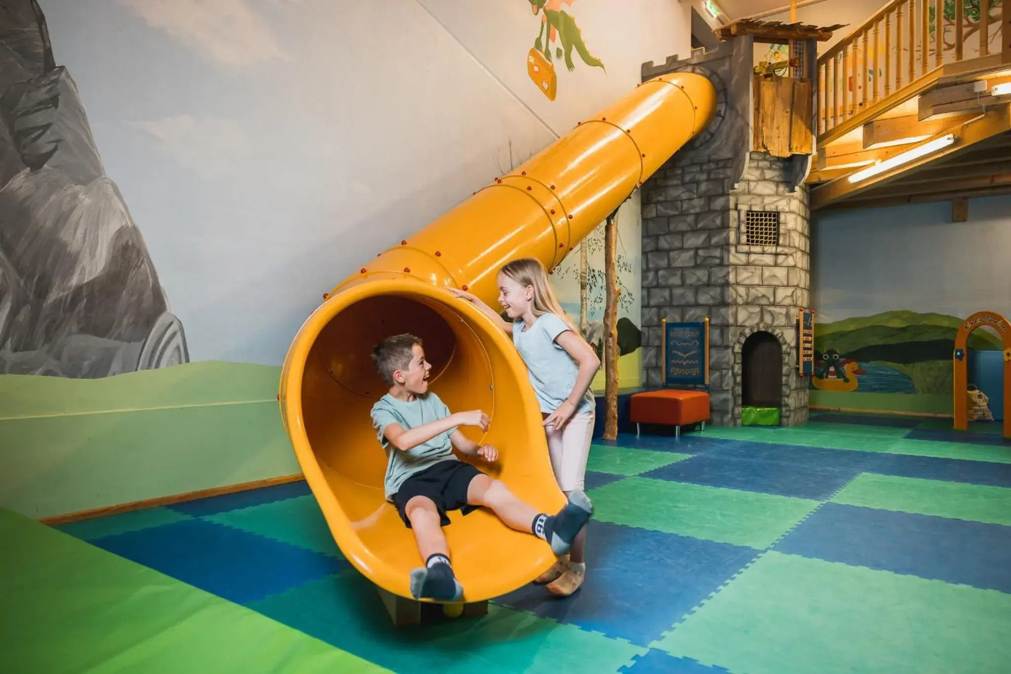 Children play ground, Children in Alpenpark Resort Superior