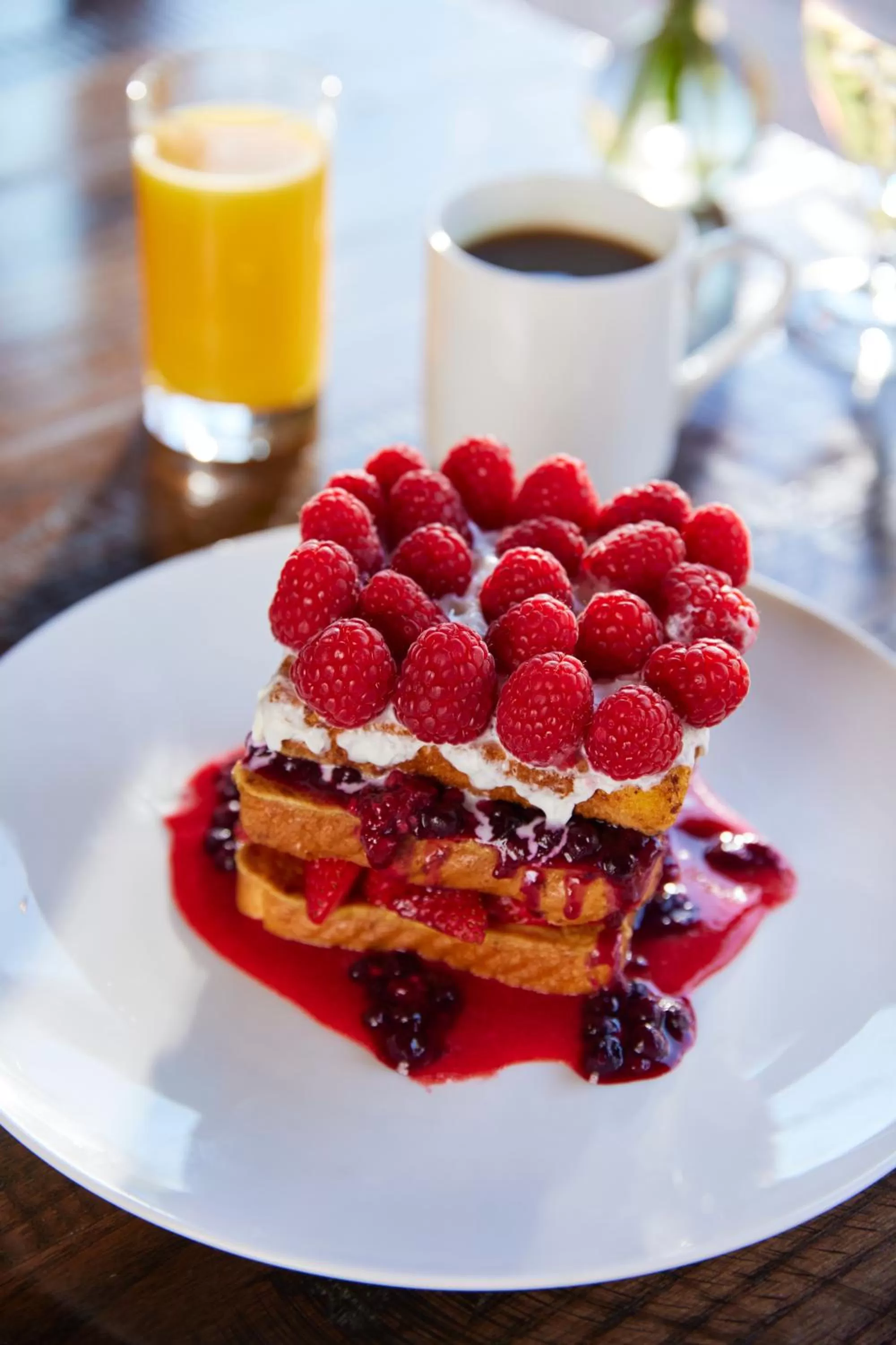 Breakfast in Riverhouse Lodge