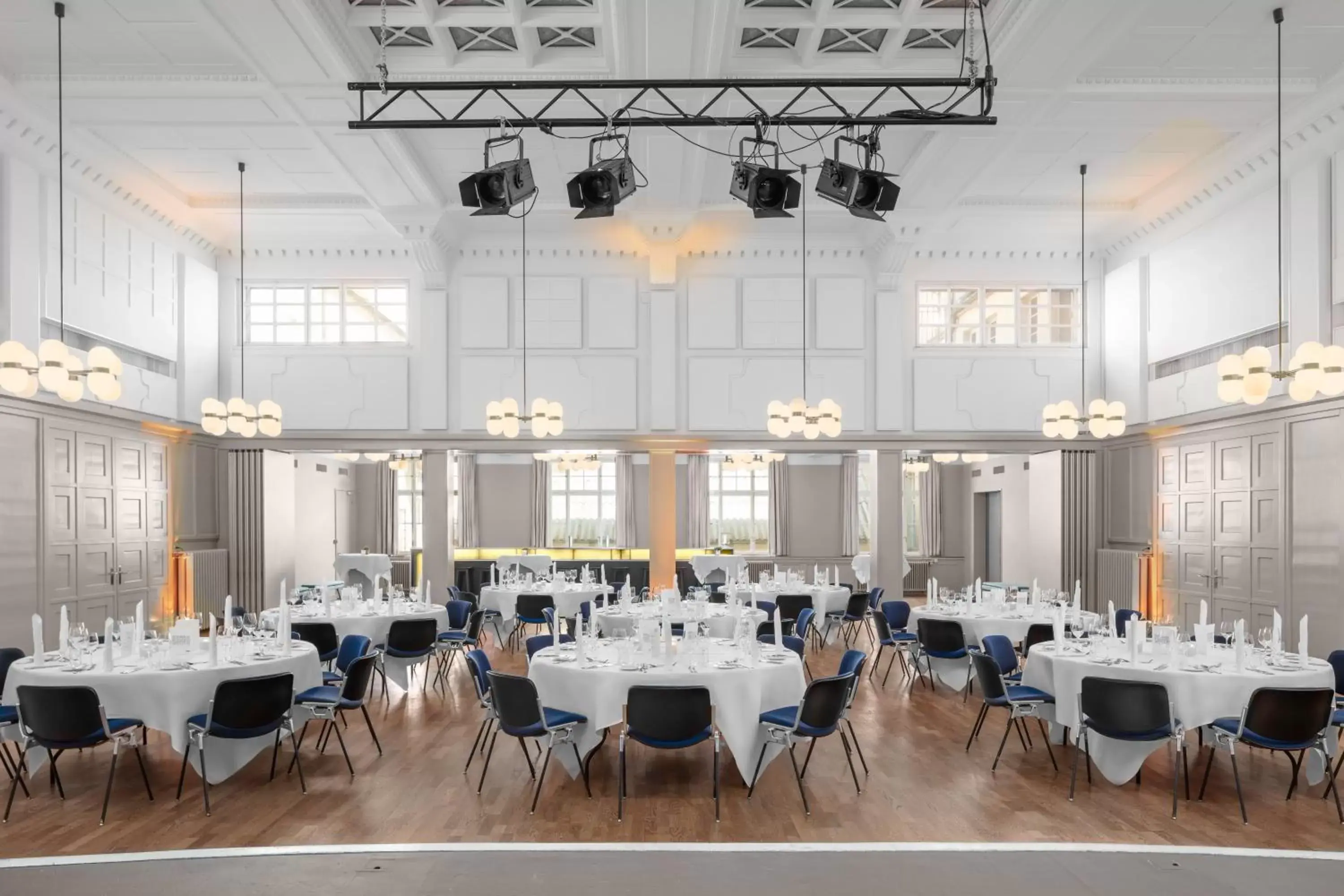 Banquet/Function facilities, Restaurant/Places to Eat in Volkshaus Basel Hotel